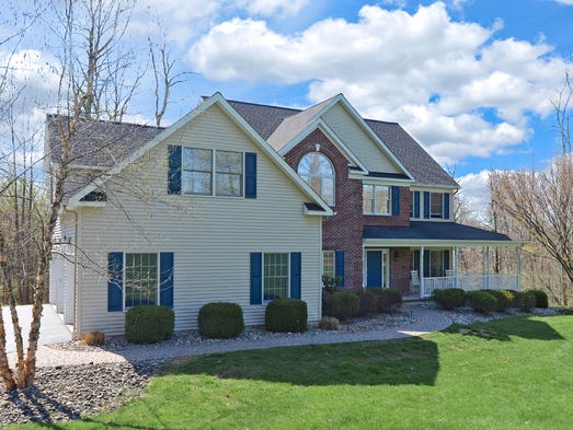 North Brunswick Colonial has spa-like backyard