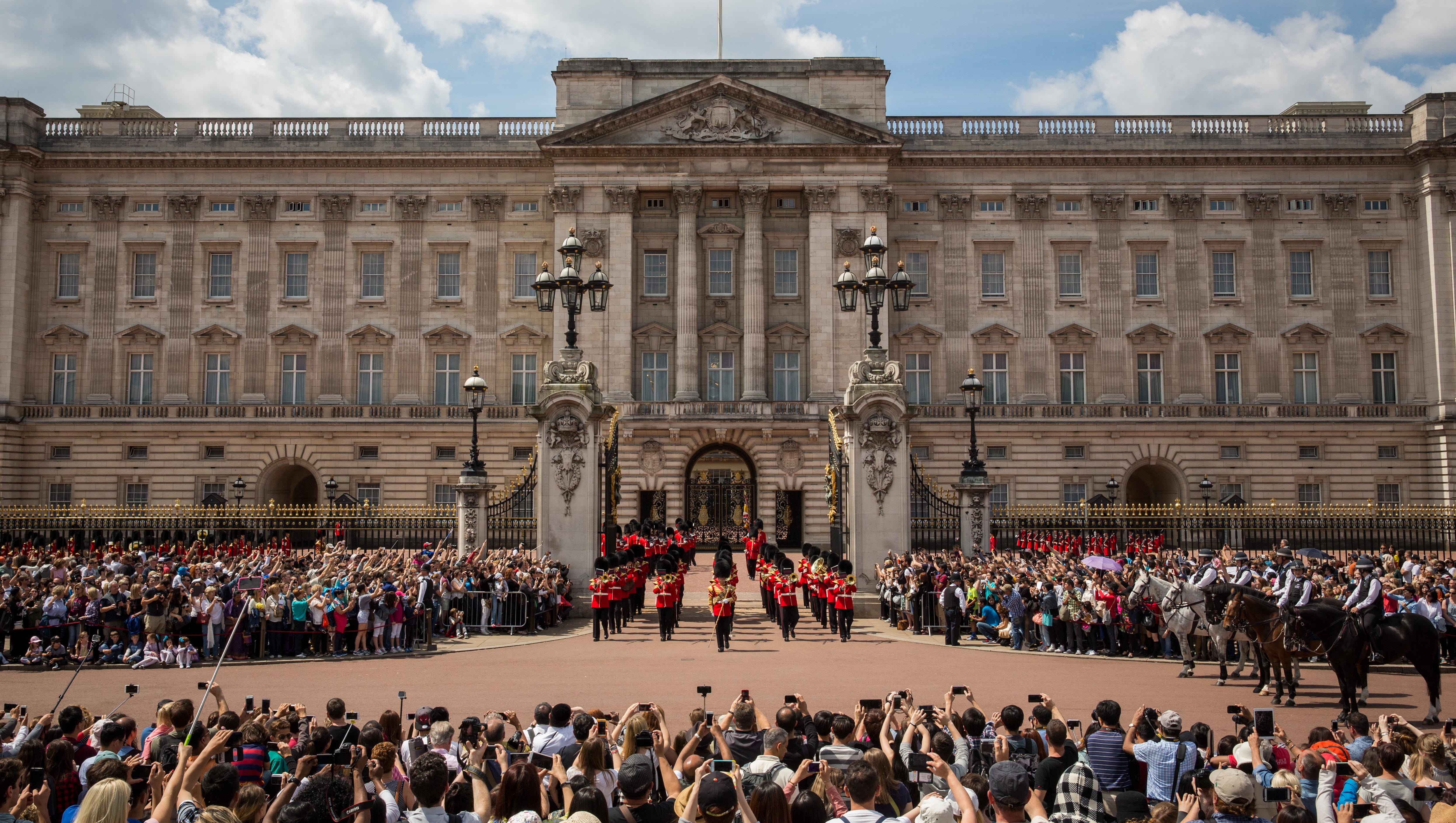 Tribute to Aretha Franklin at Buckingham Palace