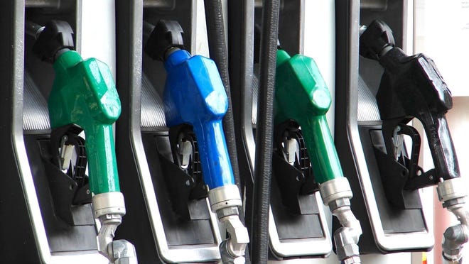 Michigan gas prices rose 15.3 cents per gallon over the past week.
