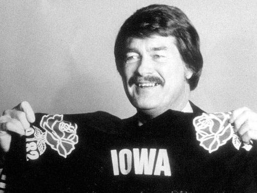 Reports Former Iowa Quarterback Prep Standout Ryan Driscoll Dies