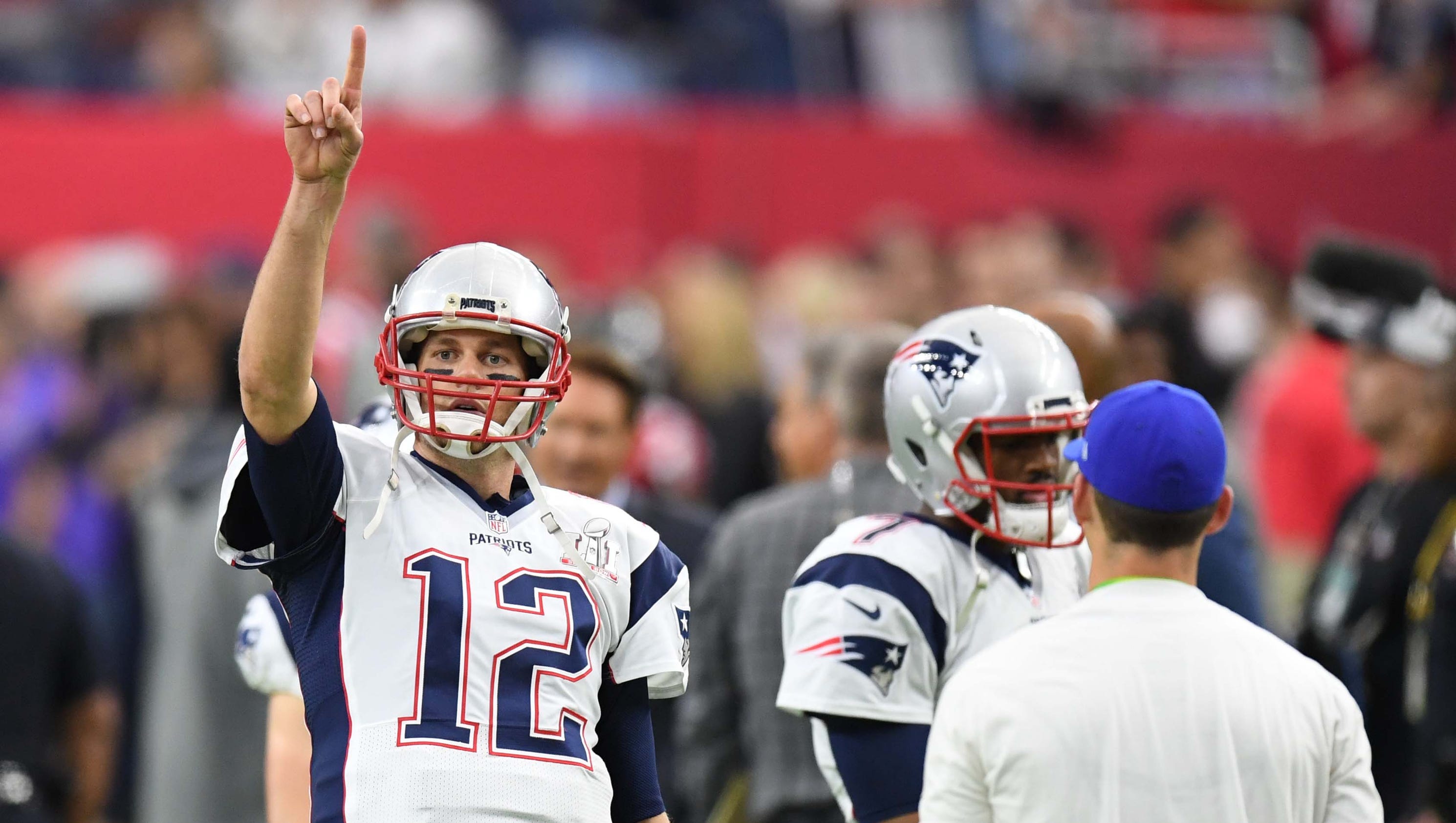 Tom Brady's ill mom makes it to Super Bowl LI