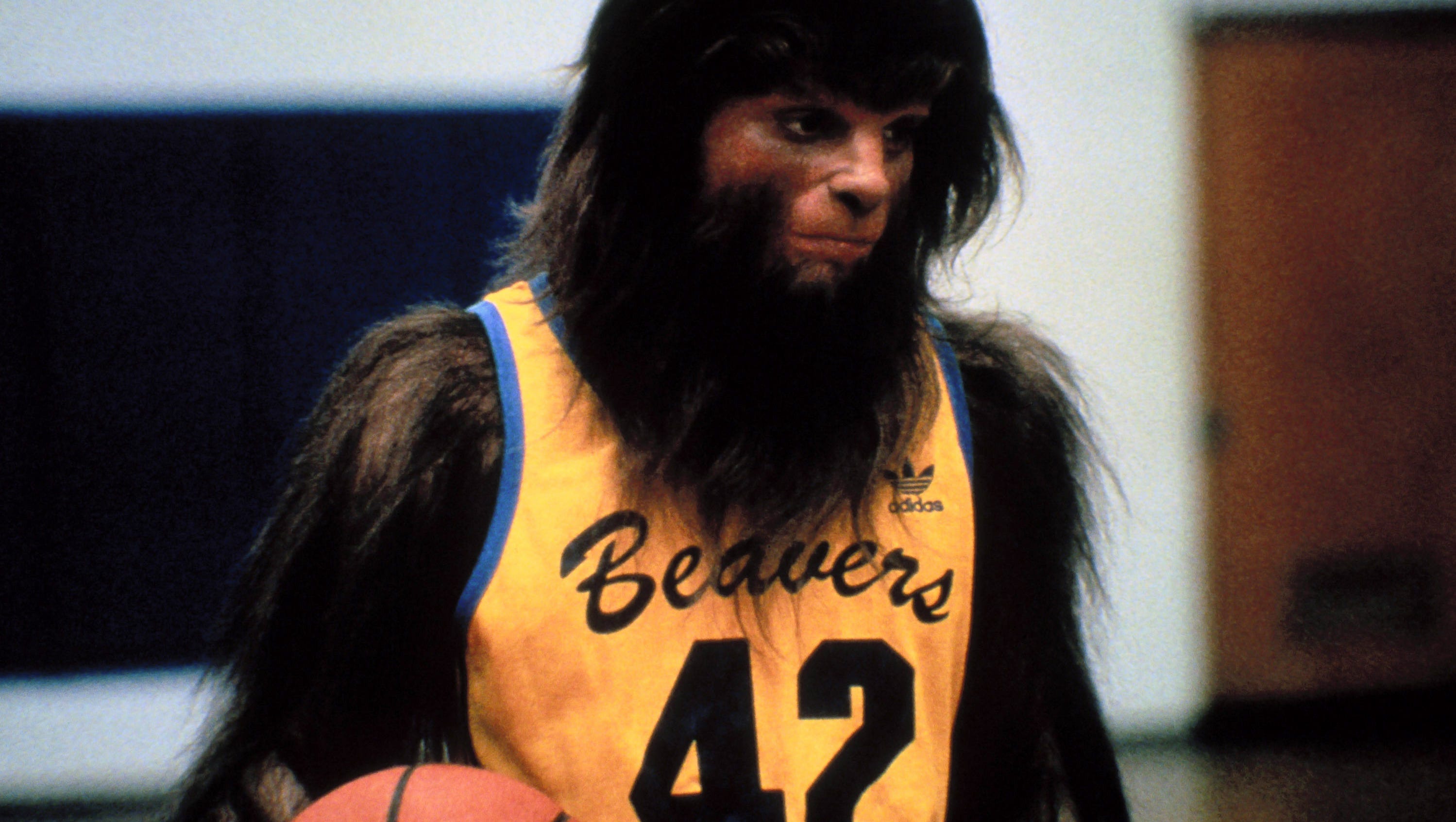 Ad Z1xlasnji8m Above the rim is a sweet basketball movie. https www usatoday com story entertainment movies 2020 03 09 march madness best basketball movies ranked even the way back 4981841002