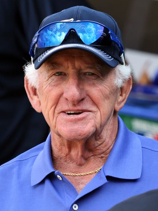 bob uecker with no retirement plans bob uecker primed for another season bob uecker with no retirement plans bob uecker primed for another season