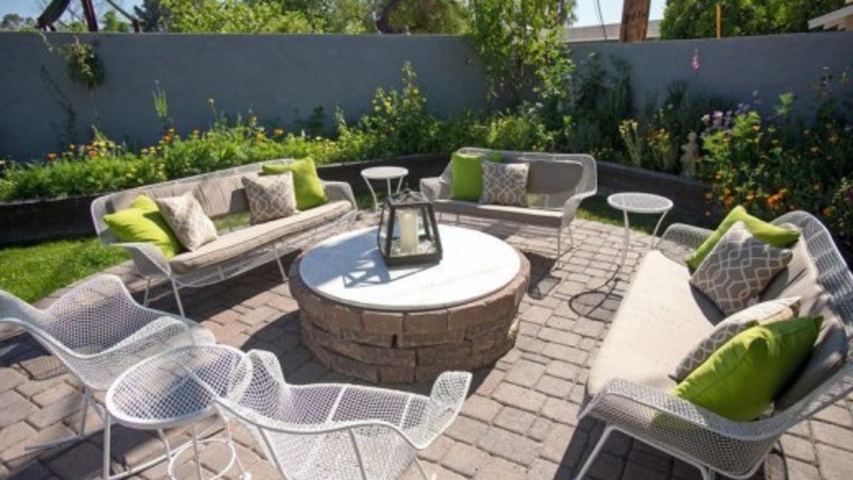 6 Ideas To Create A Resort Feel On Your Patio