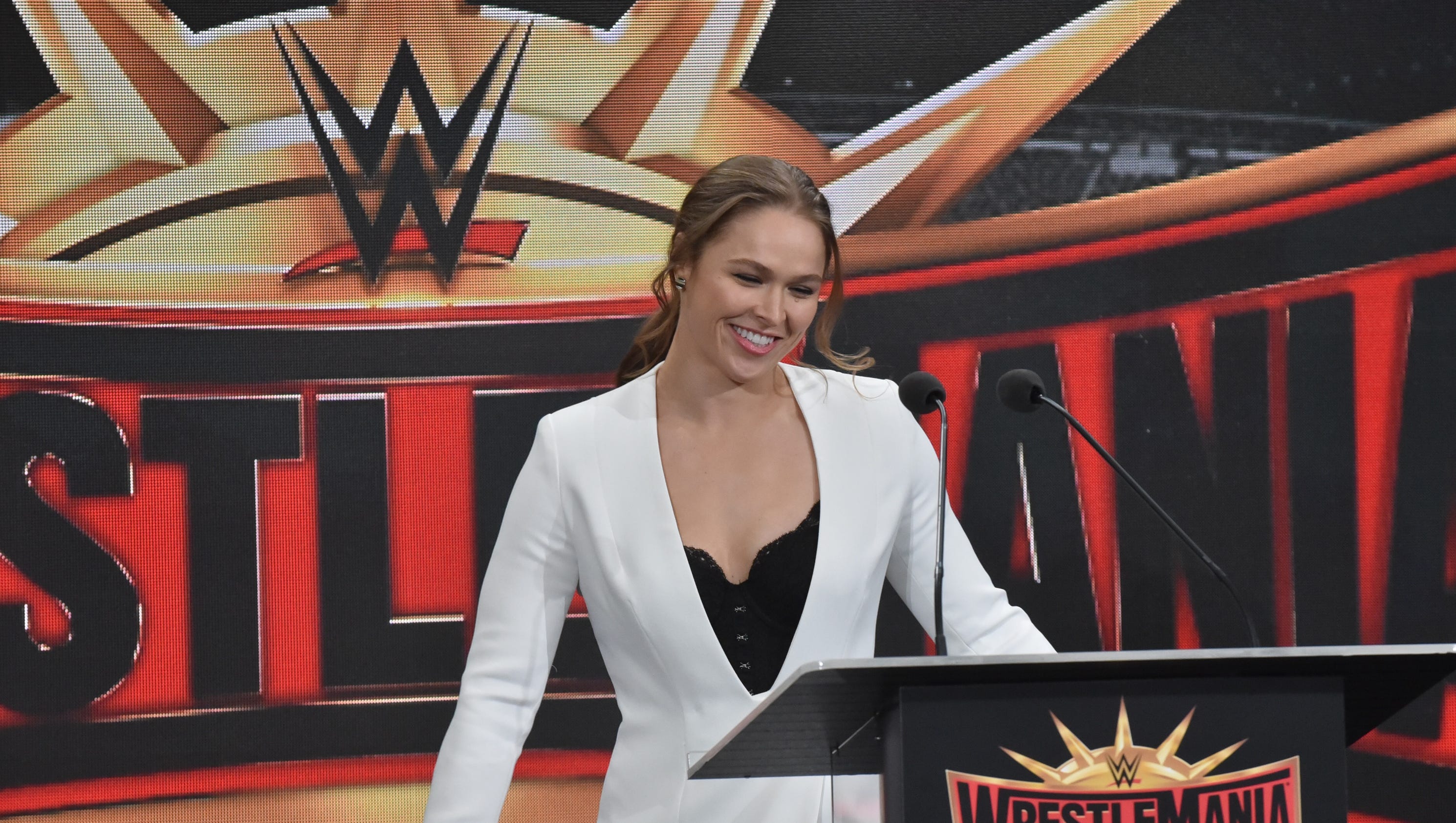 WWE bringing WrestleMania back to MetLife in 2019