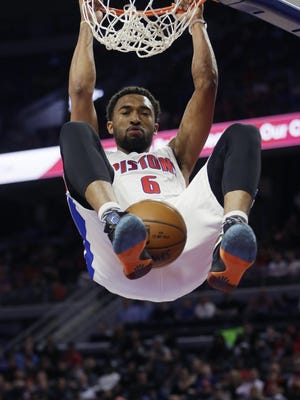 Rookie Darrun Hilliard dunks during Monday’s game against the Toronto Raptors. Hilliard finished with 13 points and two steals in 27 minutes.