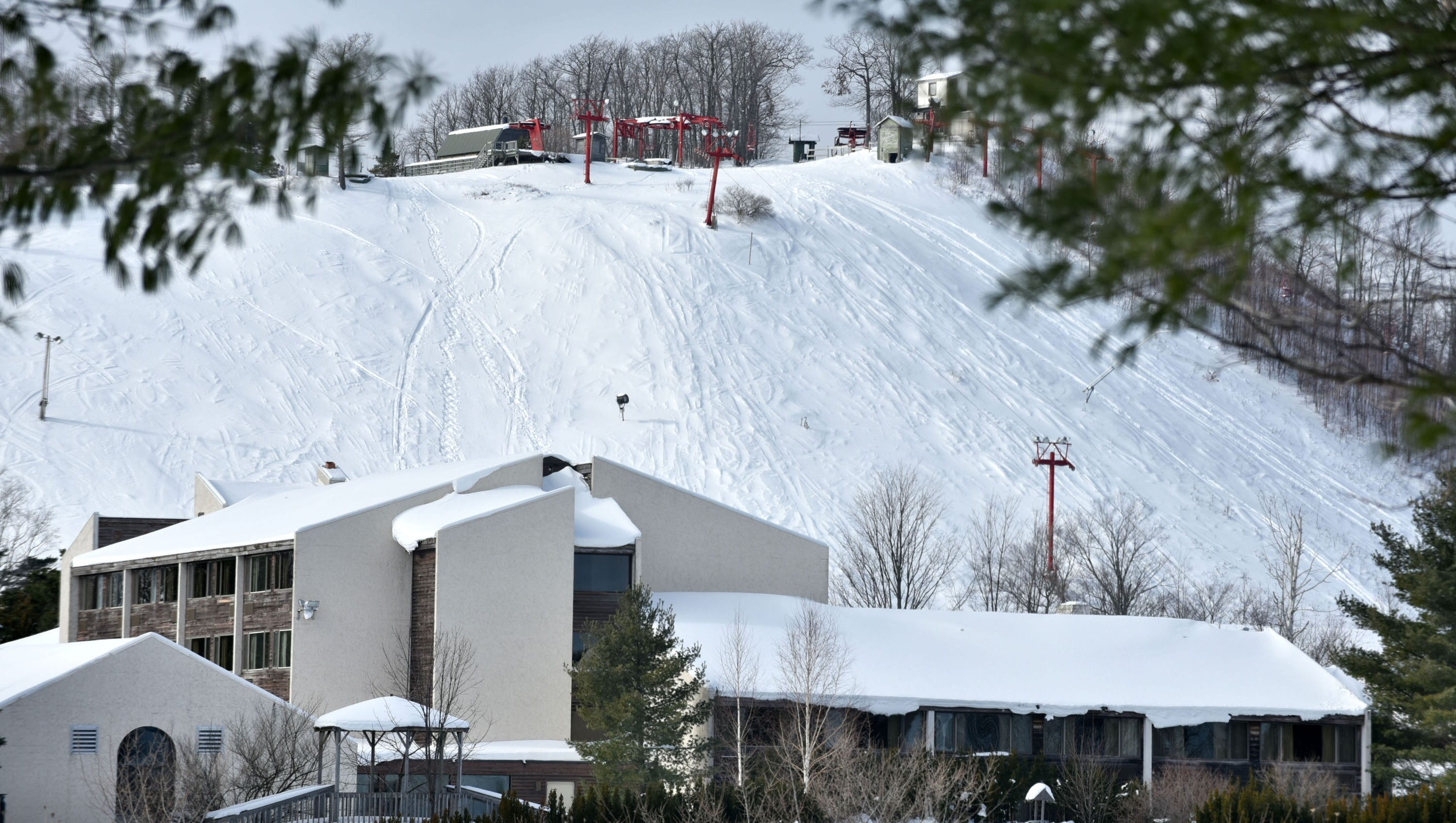 Abandoned Sugar Loaf ski resort is sold in northern Michigan