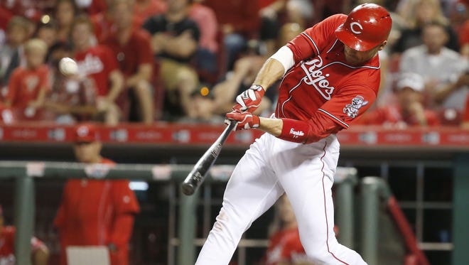 Joey Votto hits a solo home run in the eighth inning.