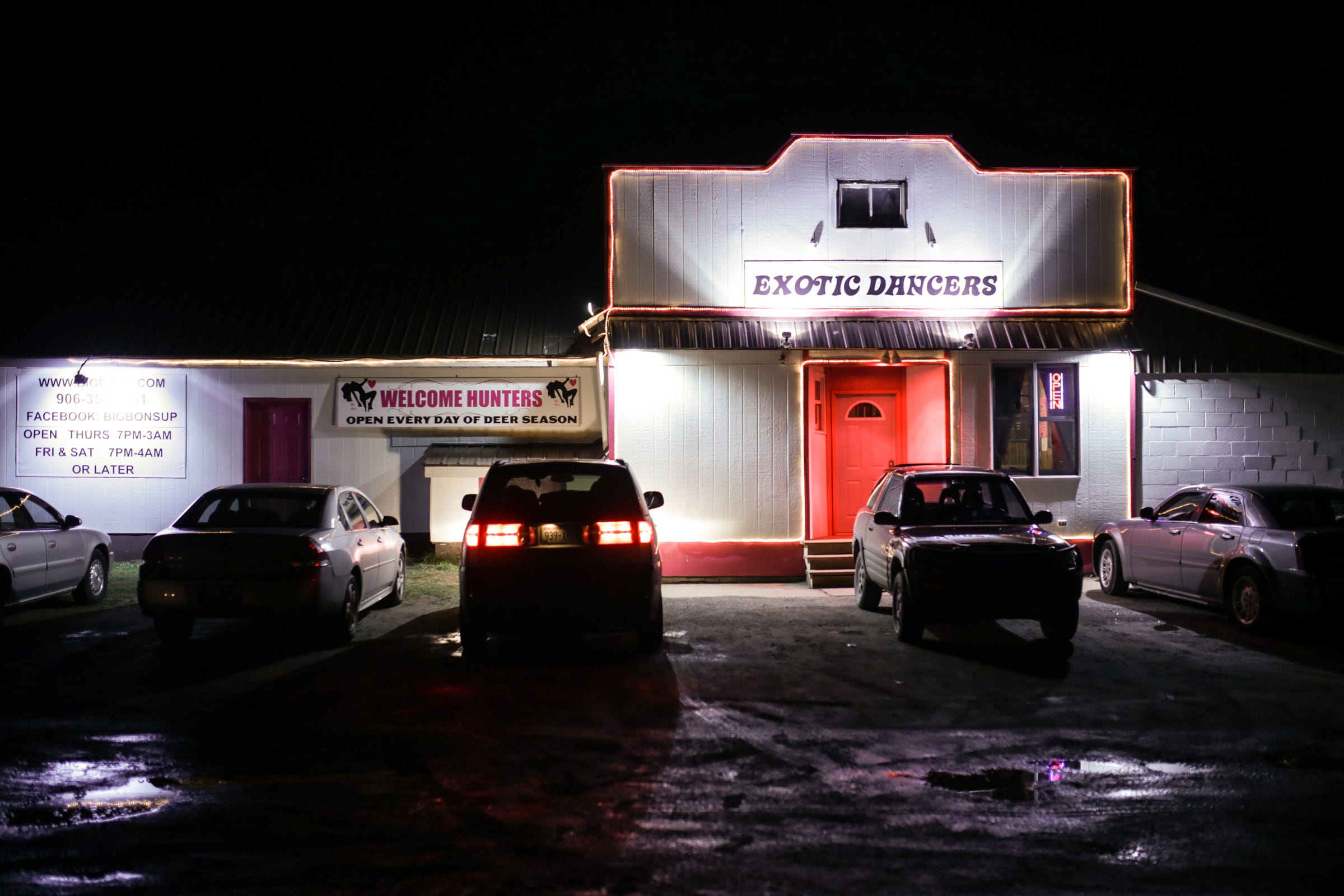 At Upper Michigans only strip club