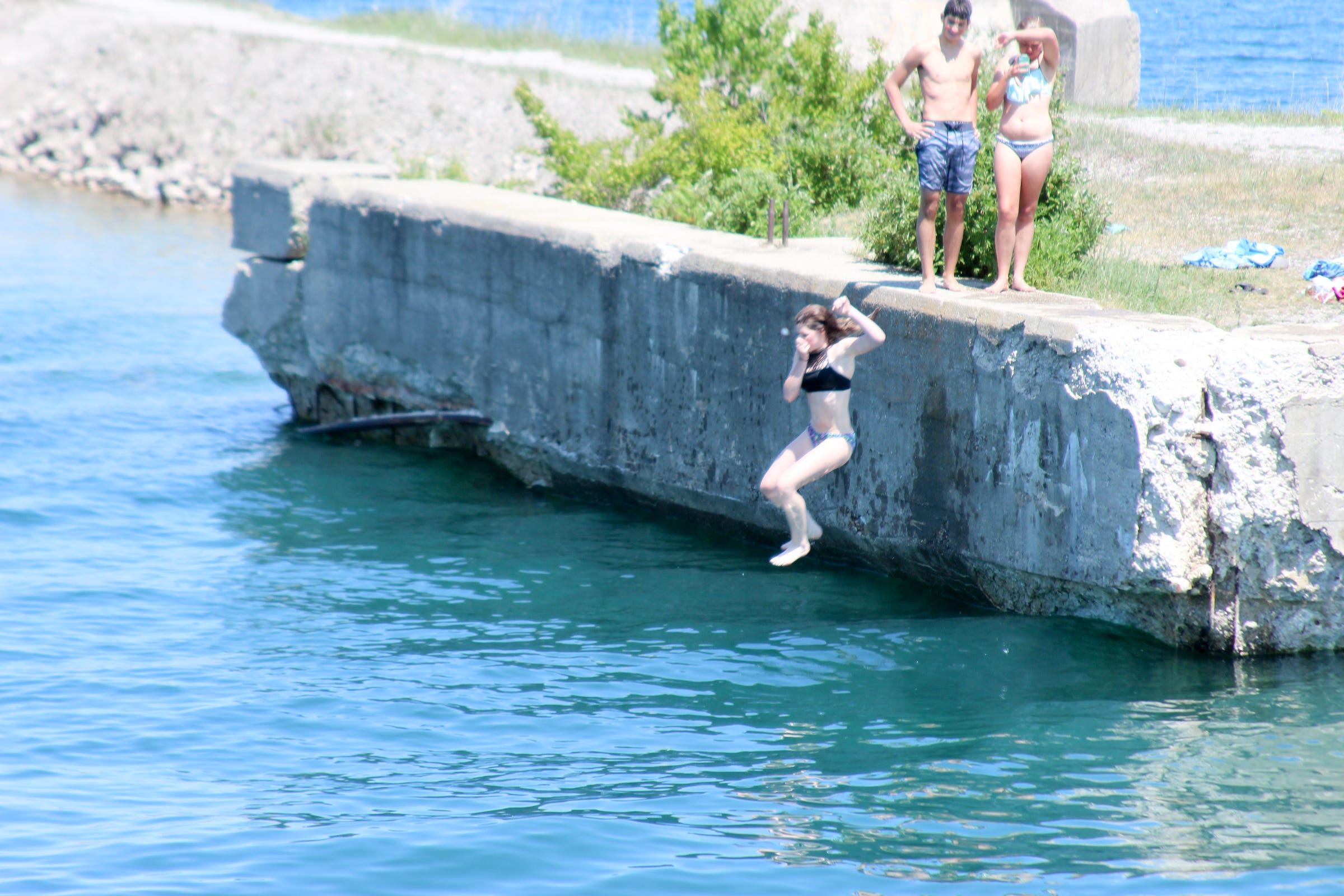 Odd Michigan park has eerie beauty, a