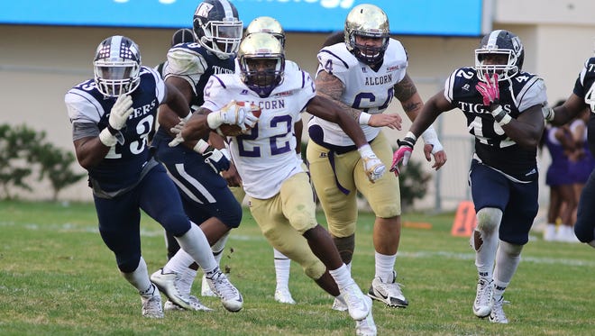 Alcorn State running back Darryan Ragsdale ran for 101 yards in the Braves' 14-10 win against JSU on Saturday.