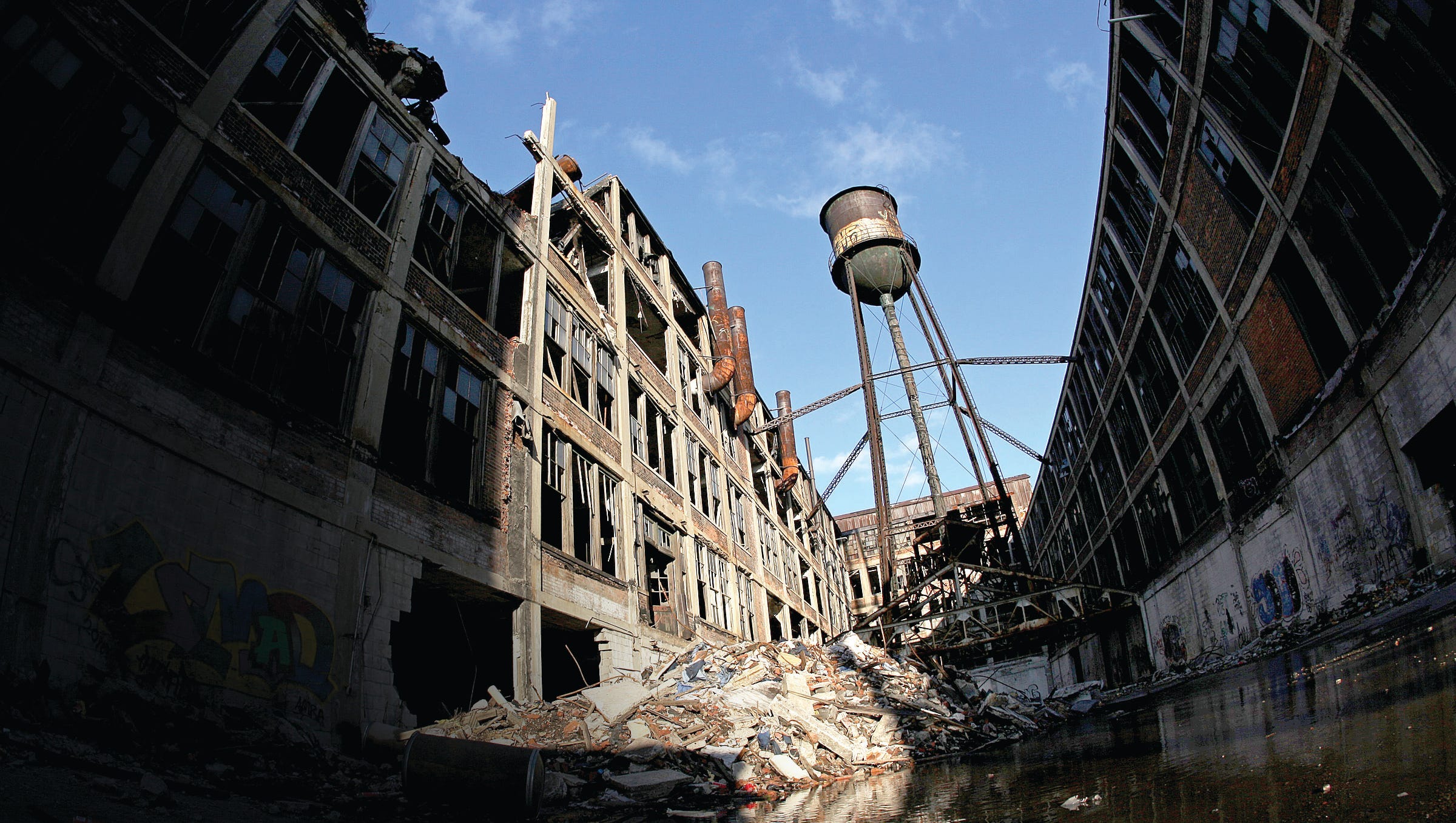 Next for Detroit? Find uses for 900 vacant manufacturing sites