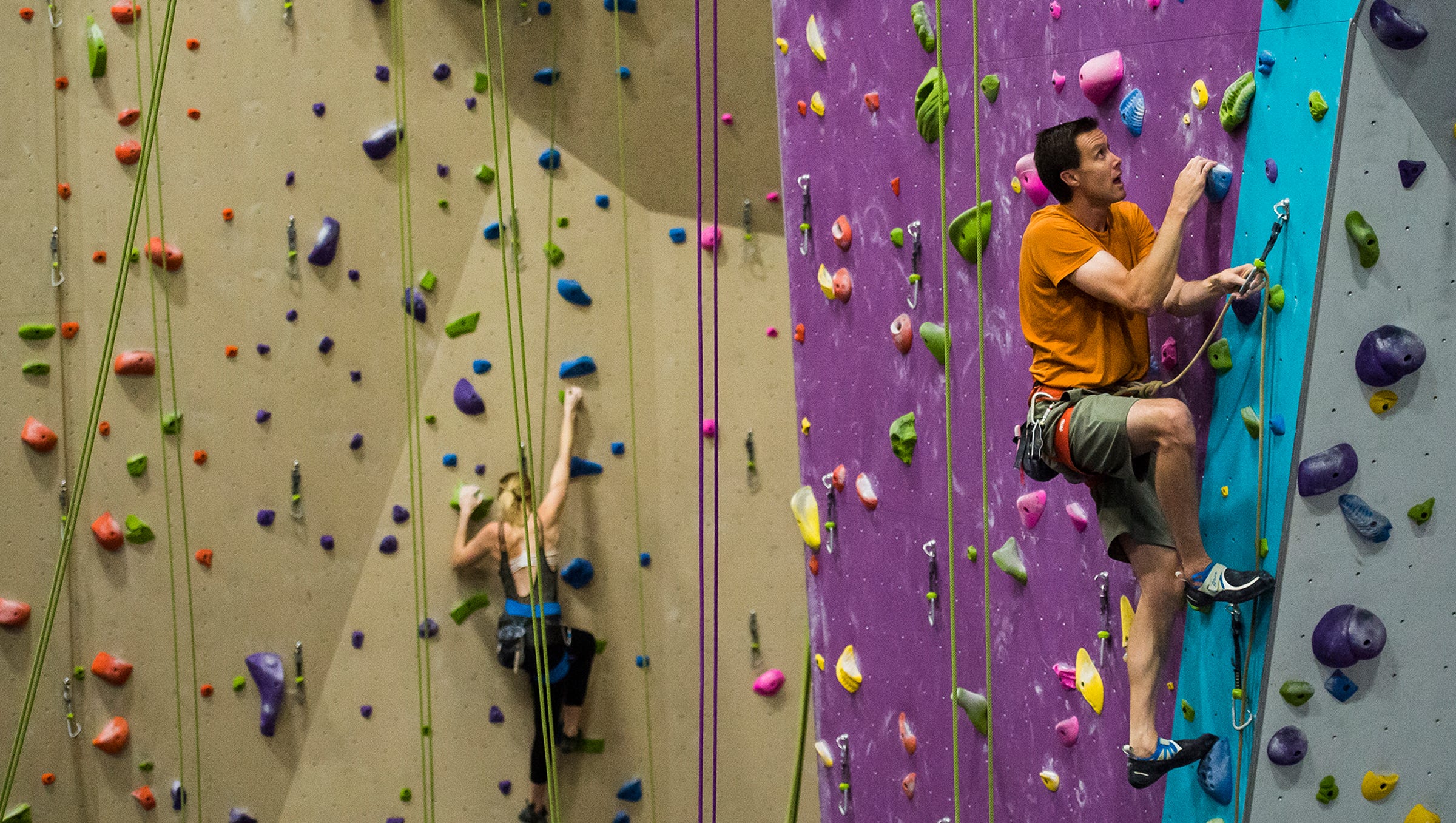 Woman dies in fall at Fort Collins indoor climbing gym