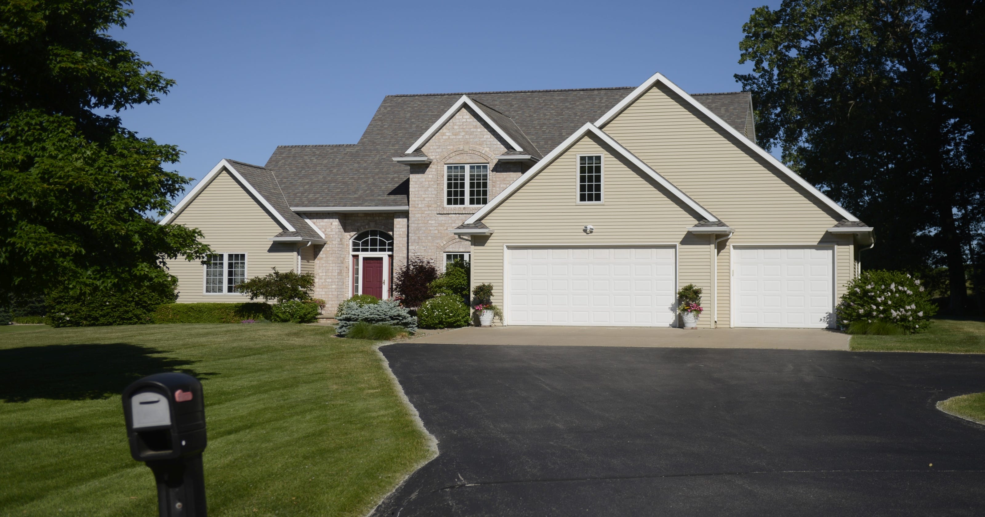 Packers Jordy Nelson's house for sale as receiver moves to California