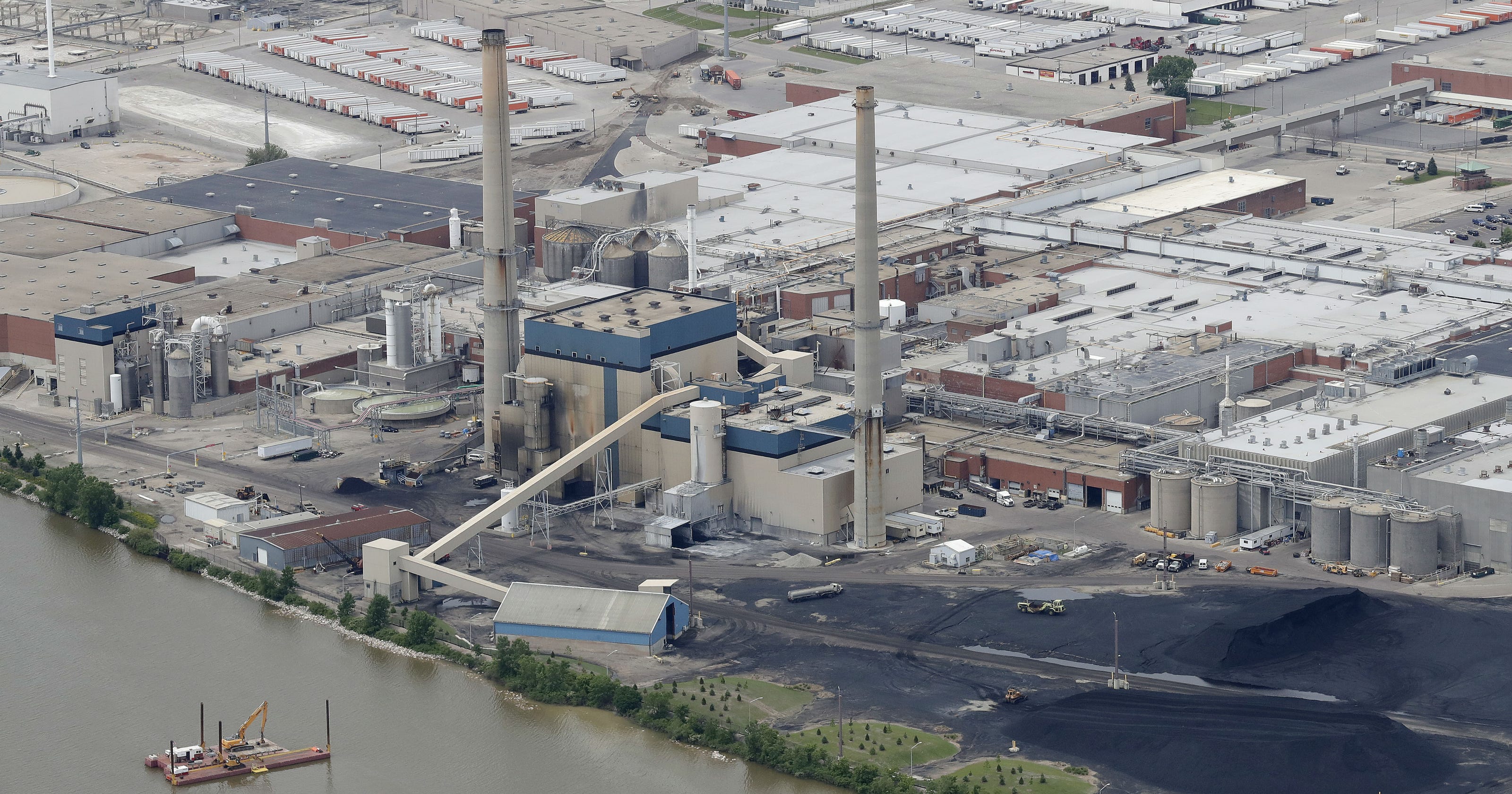 wants tax cuts on Green Bay mills