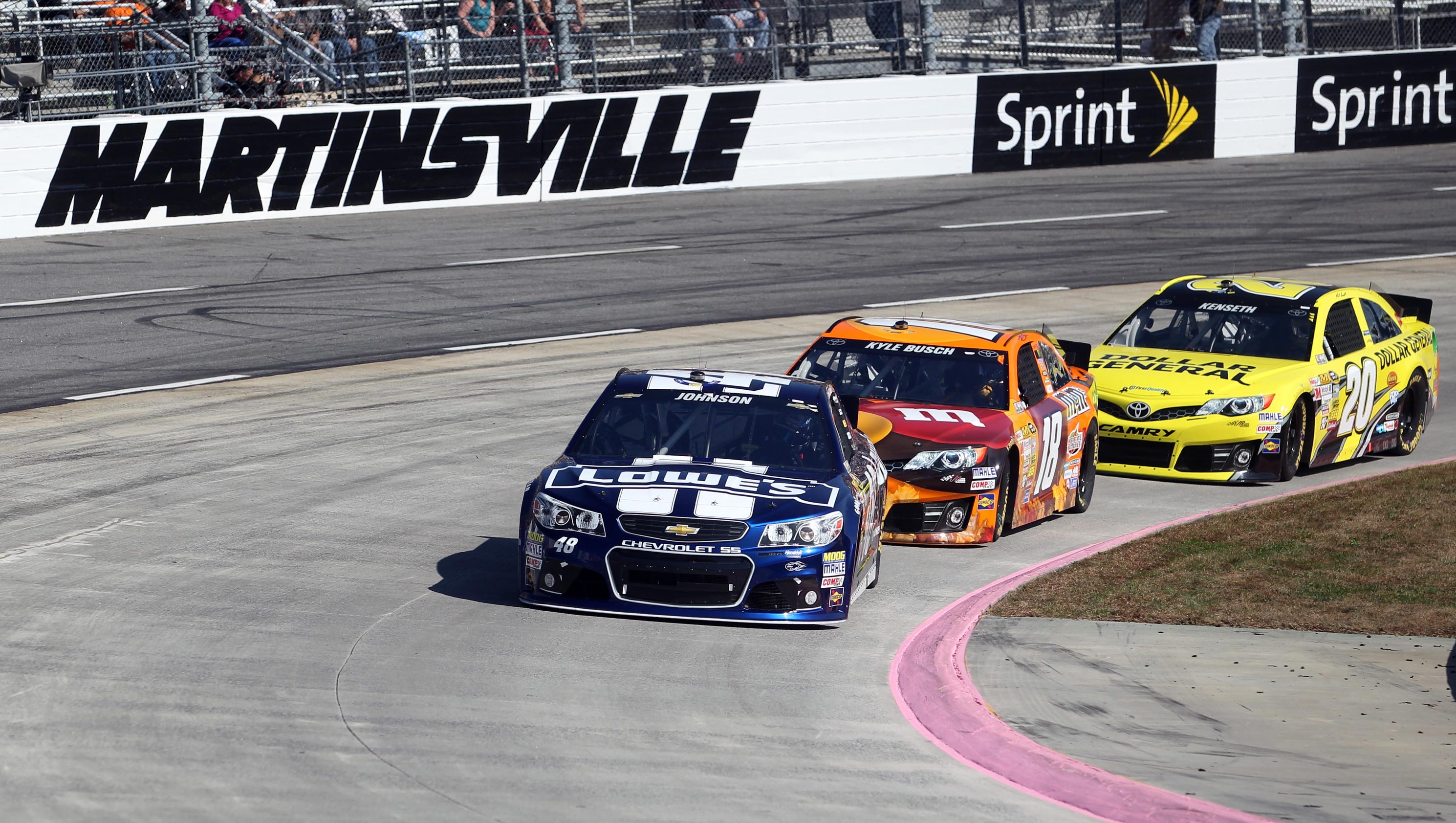 NASCAR at Martinsville 2016: Start time, lineup, TV ...