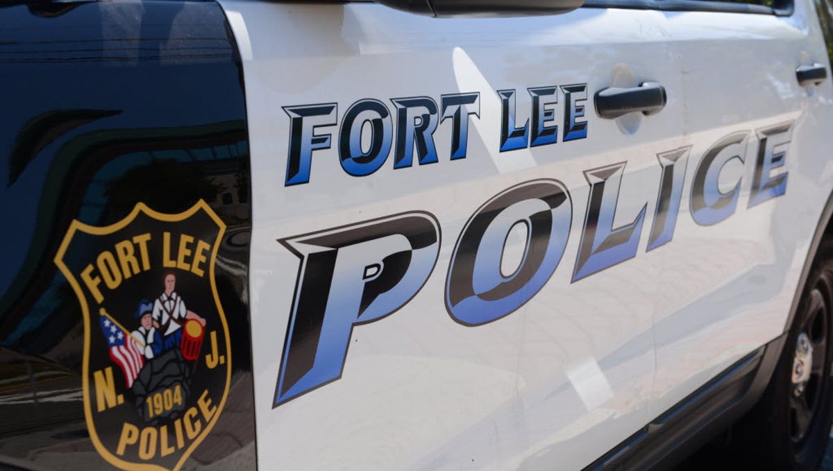 Fort Lee man surrenders charged with attempted murder after alleged stabbing incident Fort Lee man surrenders charged with attempted murder after alleged stabbing incident