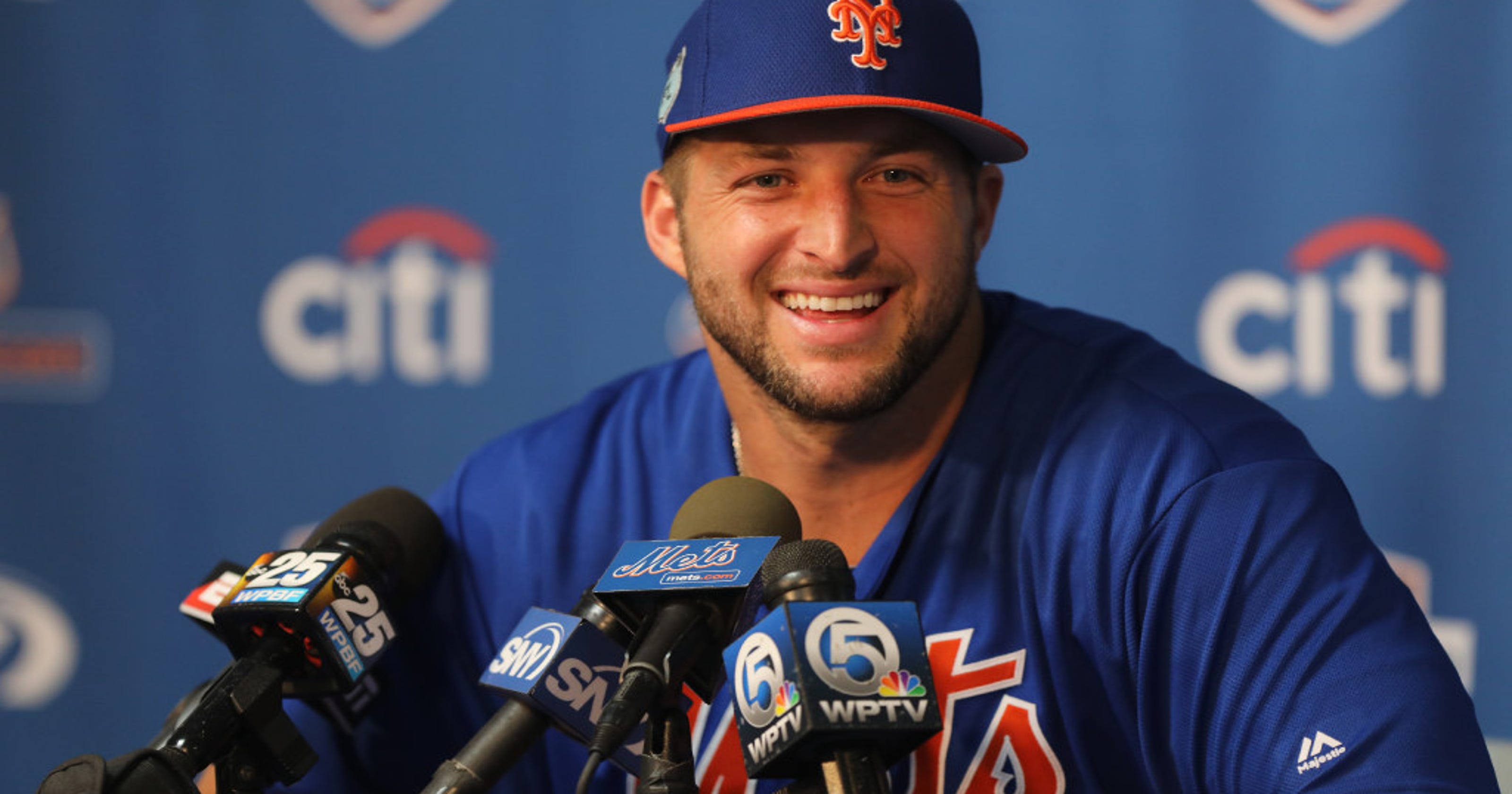 Tim Tebow is a big hit with NY Mets teammates