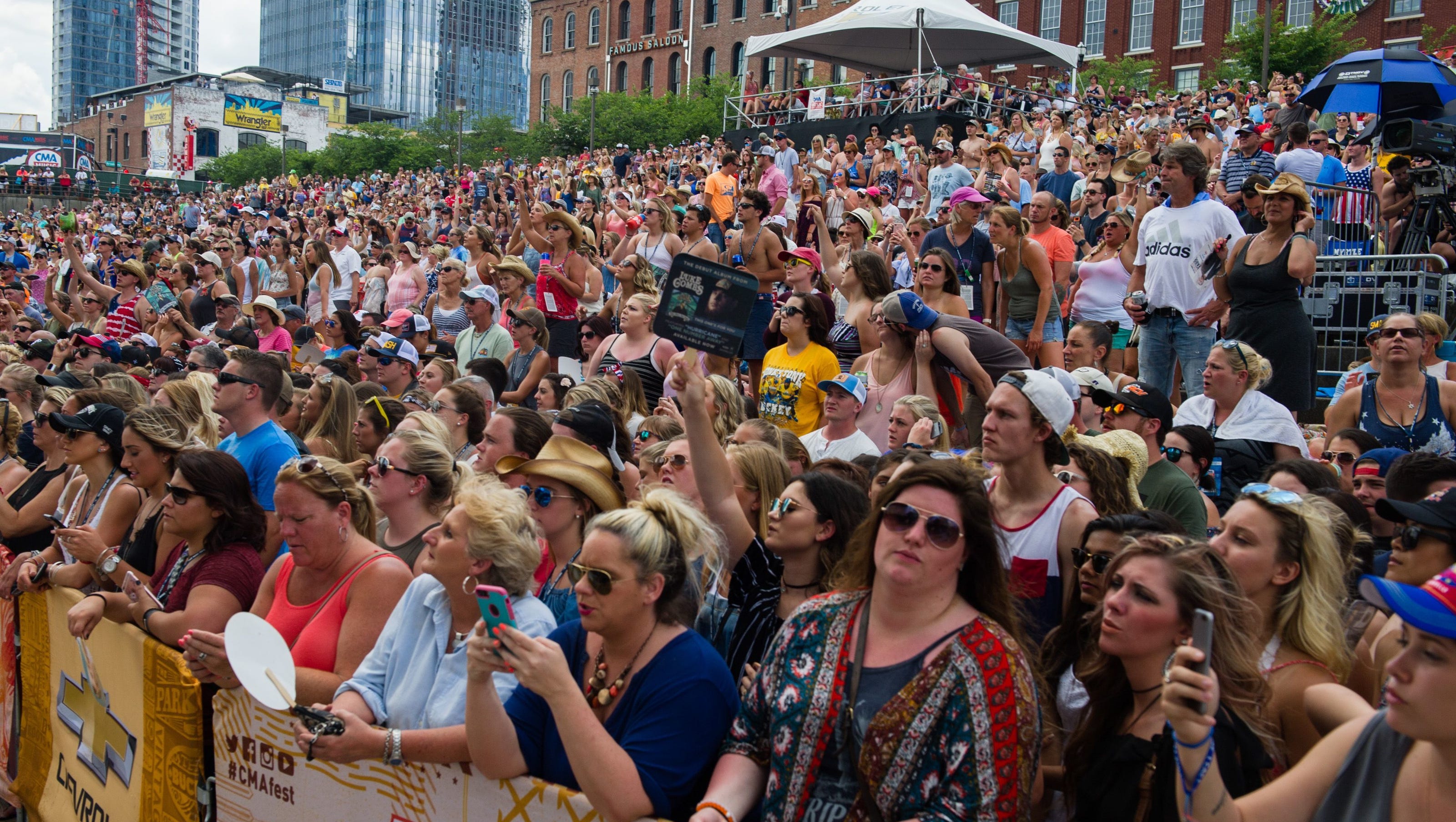Cma Fest Free Stages Where To Go In Nashville Cma Fest Free Stages Where To Go In Nashville