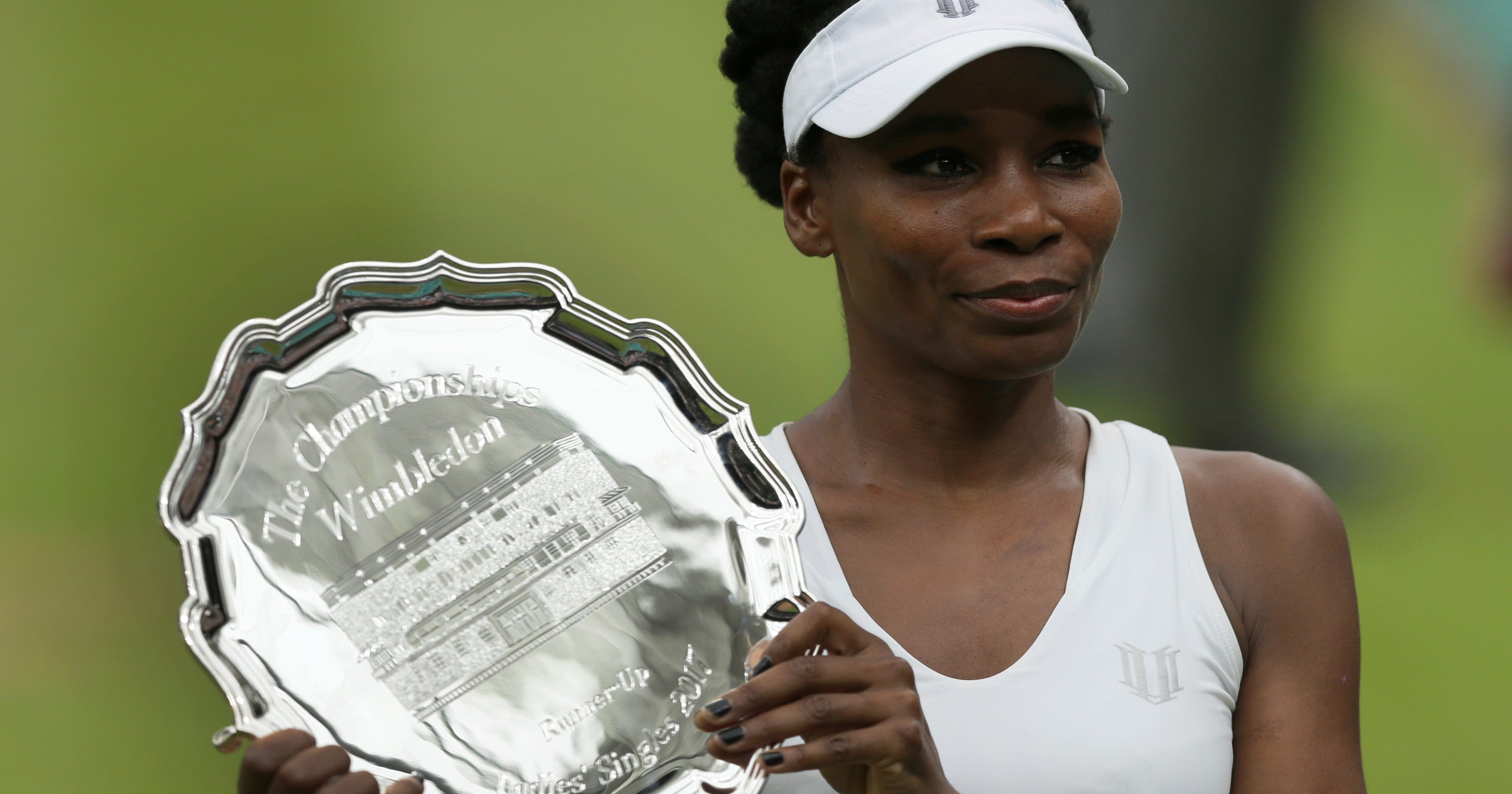 Venus Williams falls short of 6th Wimbledon title at age 373200 x 1680