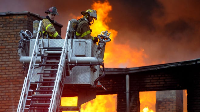Lt. Eric Hollowell, of the Highland Park Fire Department, said on Saturday the fire at 138 Glendale and Third could take several hours to extinguish.