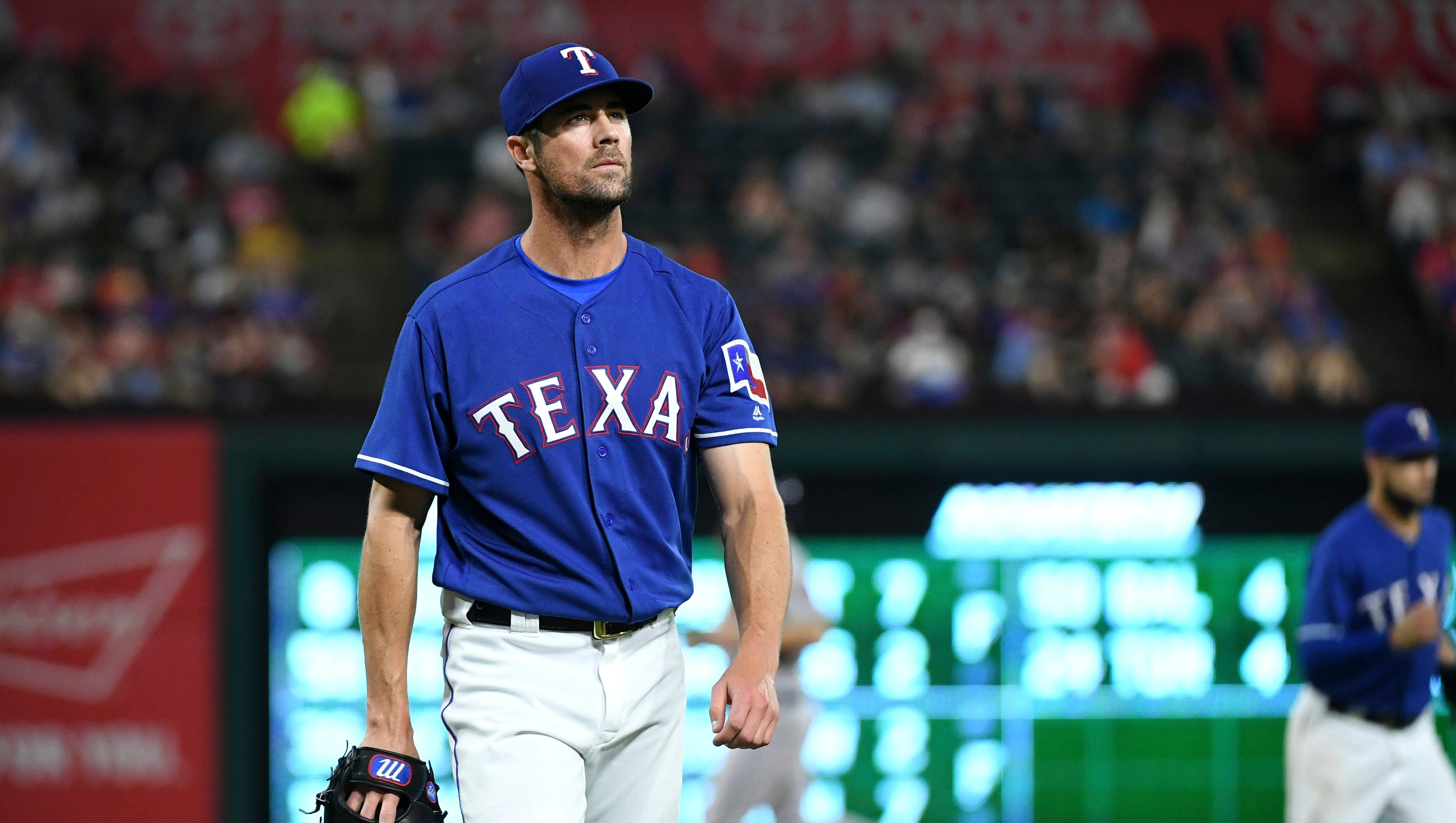 Mlb Chicago Cubs Roll The Dice Acquire Cole Hamels In Trade With Texas Rangers