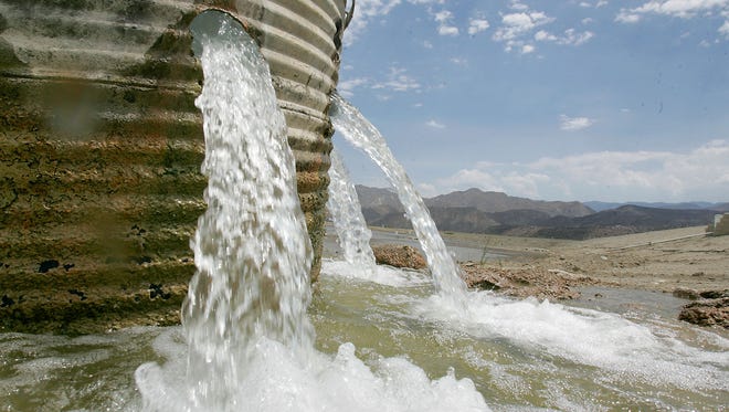 We must continue the path to smarter water use even as "extra" water this wet year is recharging our aquifer, The Desert Sun Editorial Board opines.