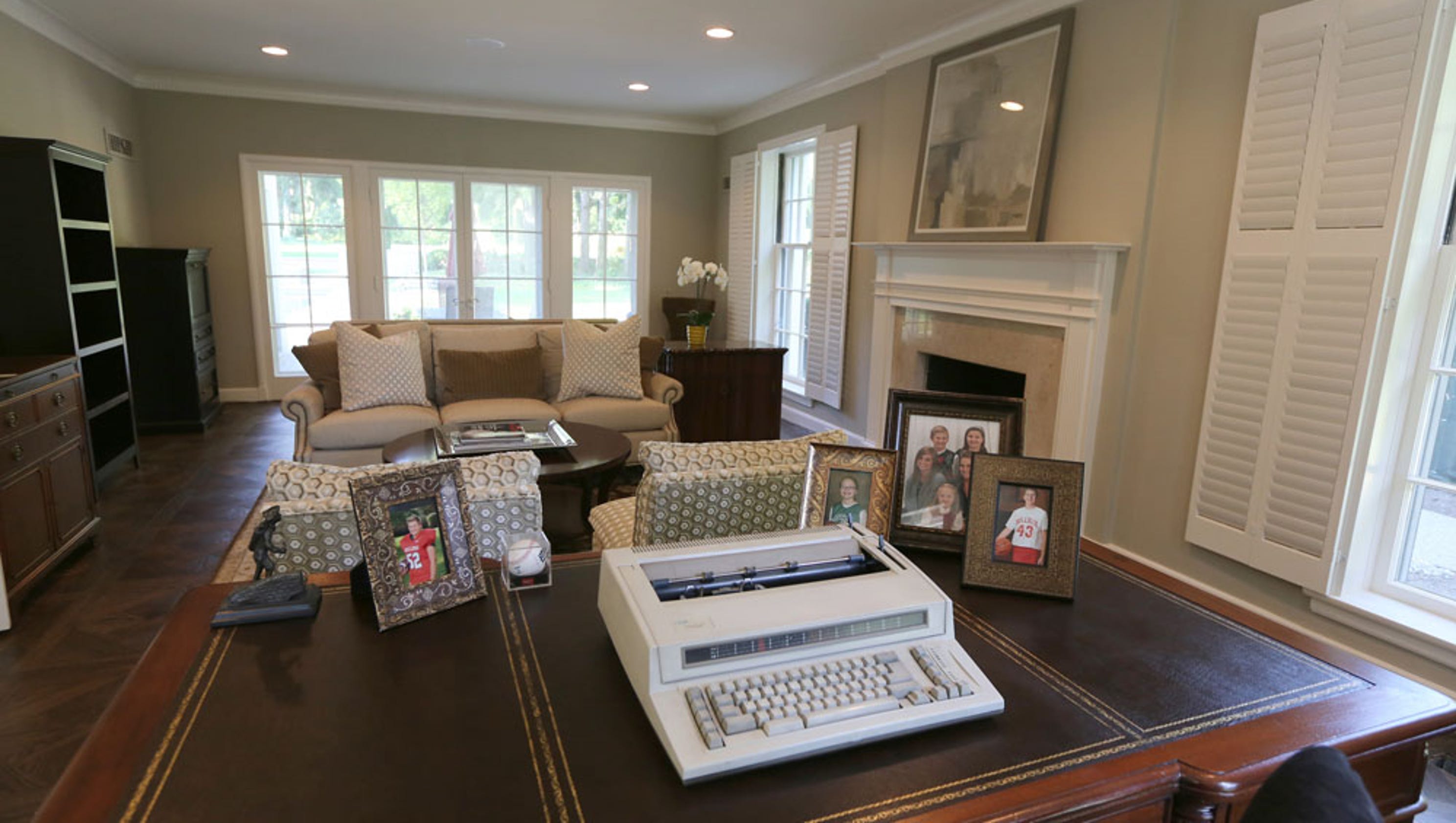 Elmore Leonard’s home Chapter 2