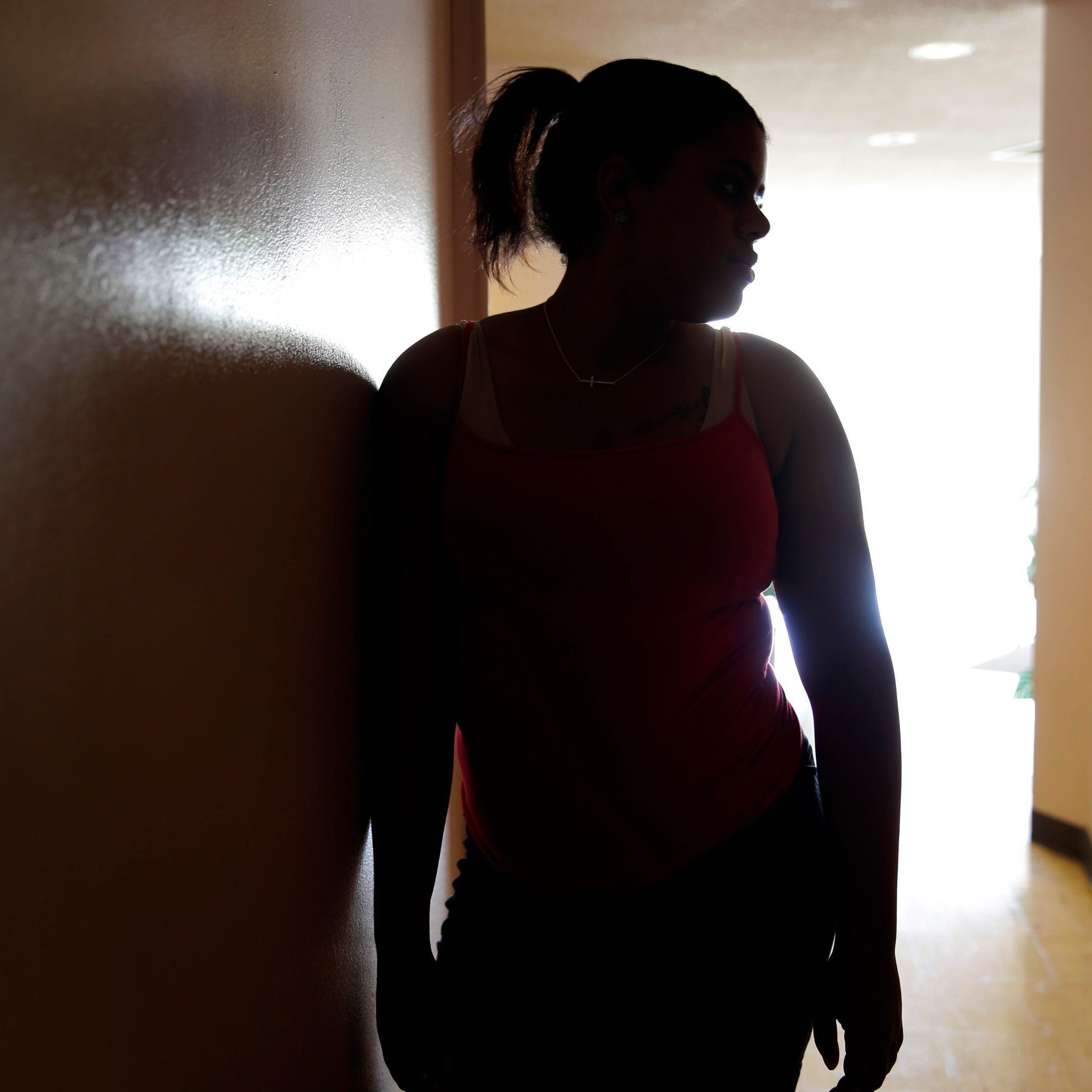 How To Spot Human Sex Trafficking How Traffickers Control Victims