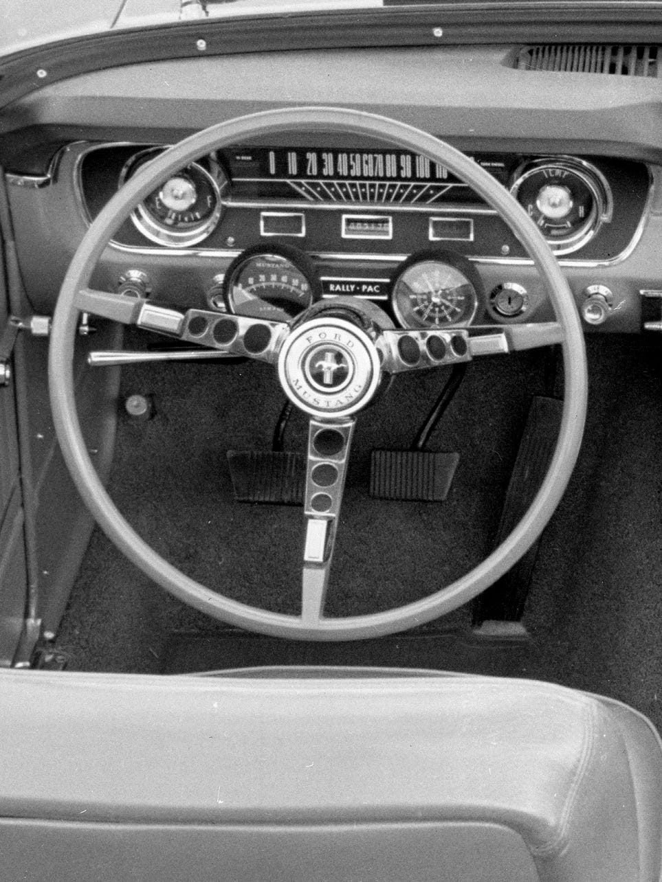 Car Truck Steering Wheels Horns 1965 1967 Ford Mustang