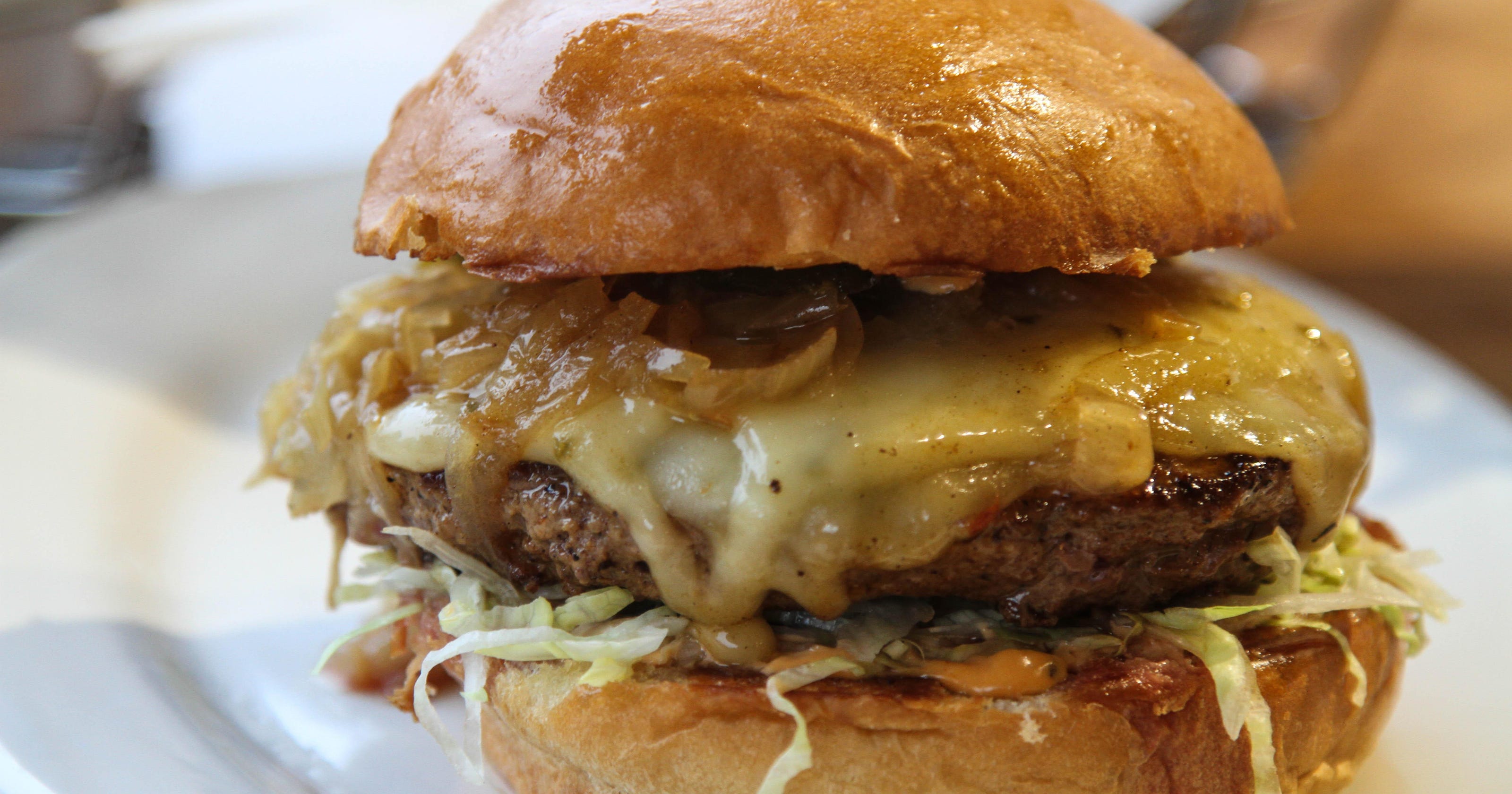 Zinburger brings wine and burgers to Parsippany