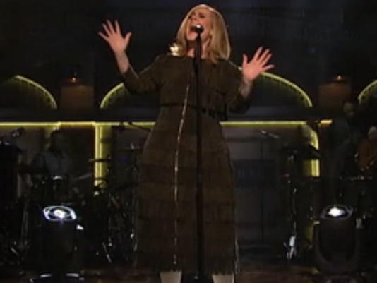 Watch Adele Save Thanksgiving Slay When We Were Young On Snl