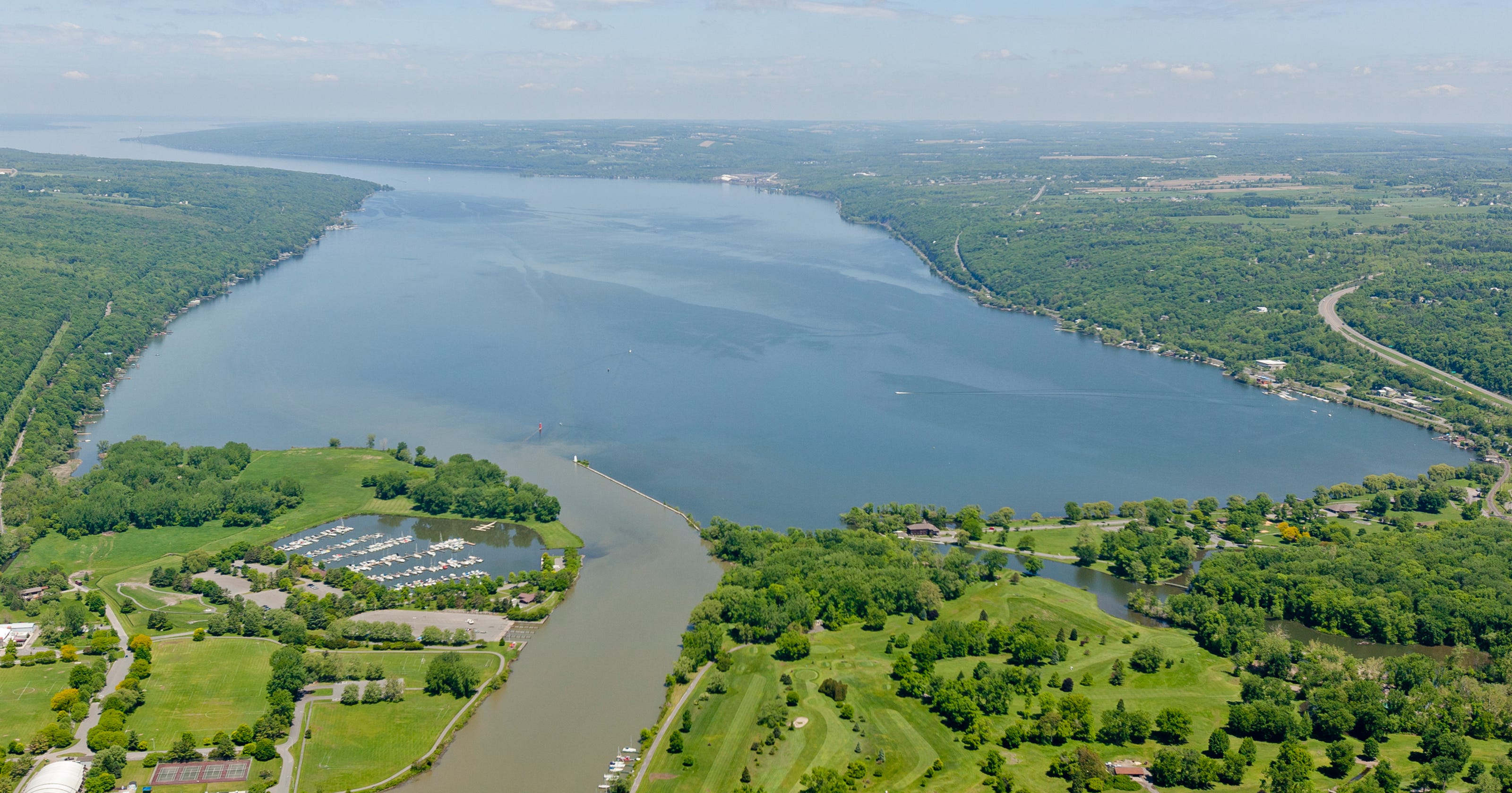 Health department cautions Cayuga Lake visitors of algae