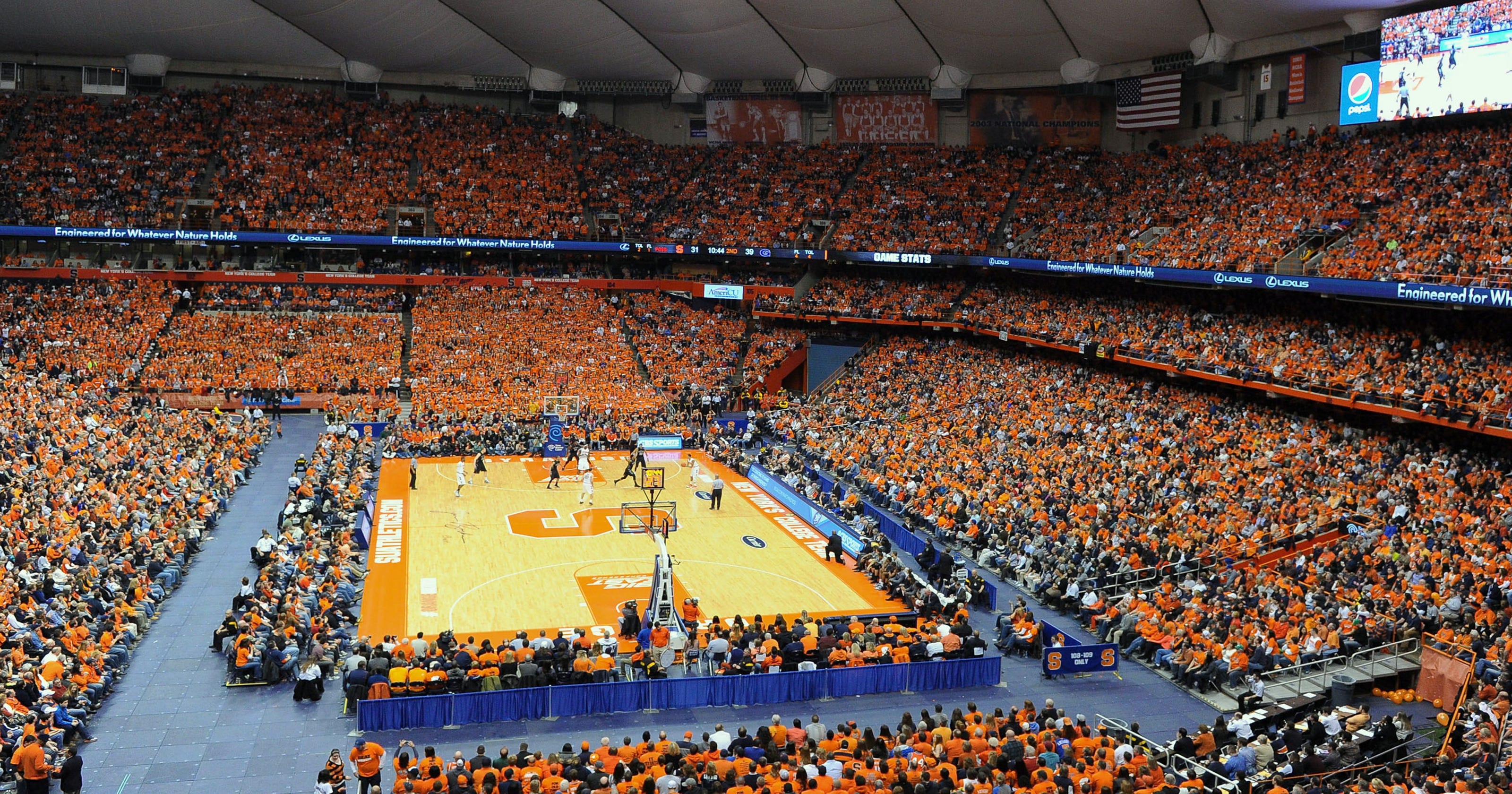 Syracuse won't move court to middle of Carrier Dome for Duke game