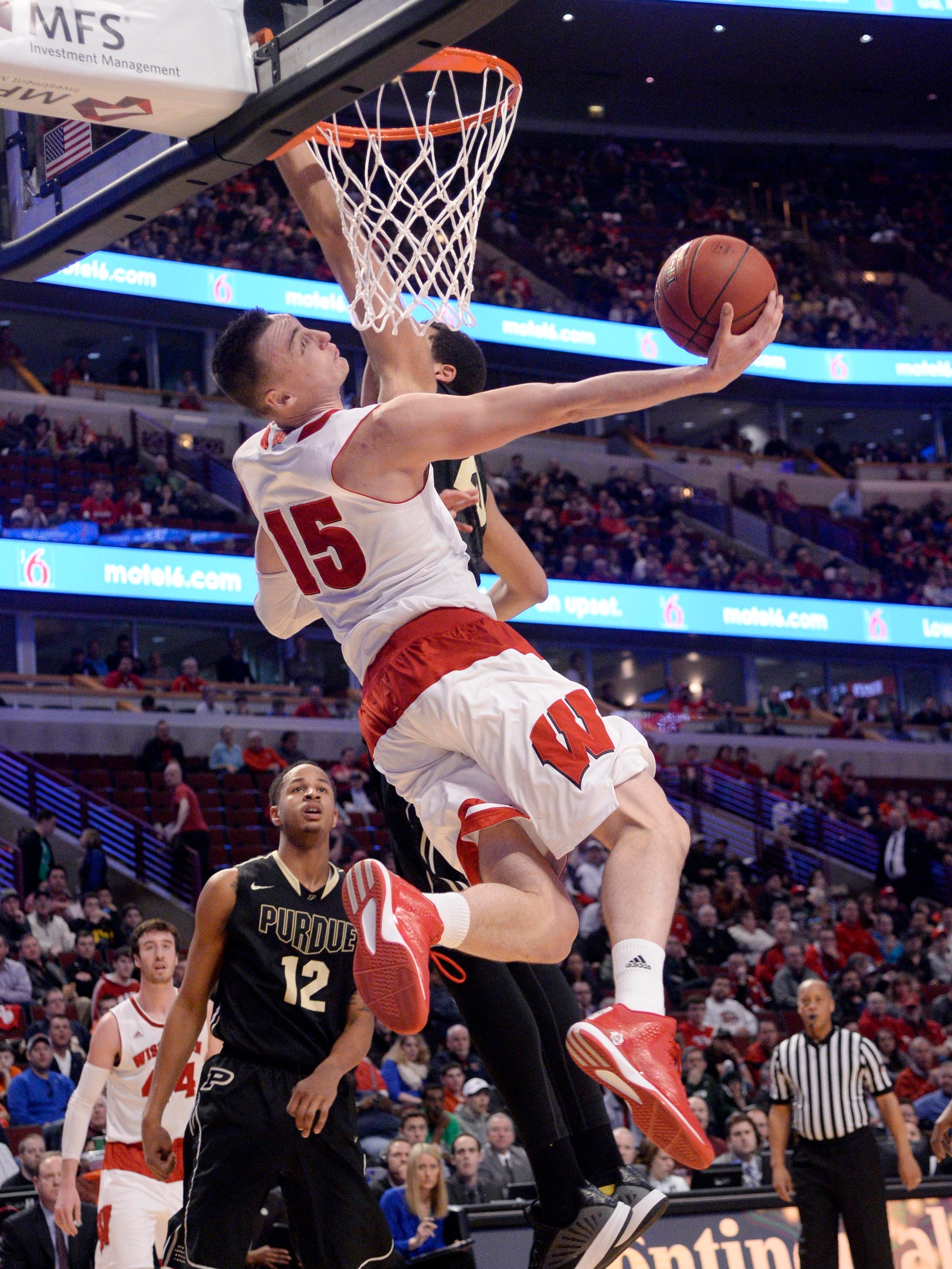 No 5 Wisconsin Whips Purdue Reaches Big Ten Final