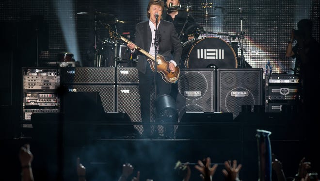 Paul McCartney kicks off his Firefly Music Festival set with "Birthday" in 2015.