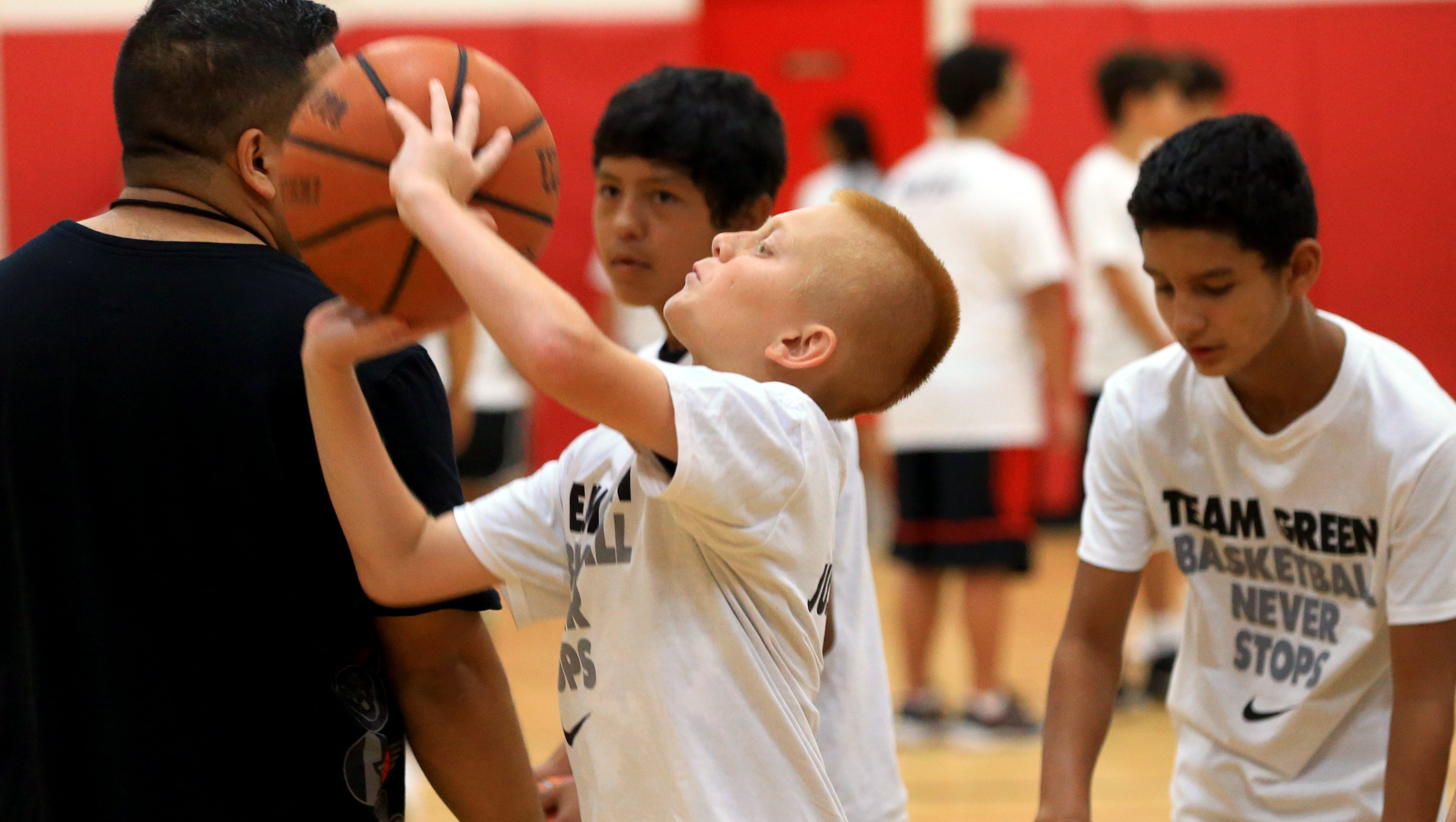 Danny Green Encourages Hard Work At Basketball Camp In Corpus Christi