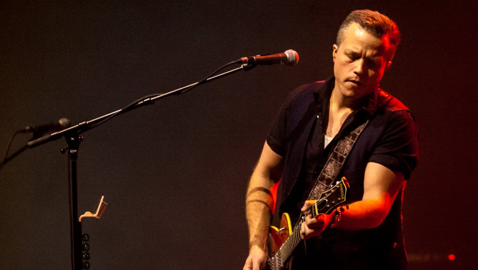 5 Ways Jason Isbell Brought The Best Of Nashville To Indianapolis