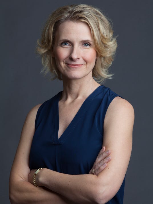 Eat Pray Love Author Elizabeth Gilbert Reveals Lesbian Love