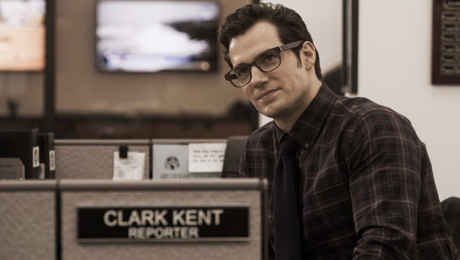 Zack Snyder Navigates Rocky Road Of Batman V Superman