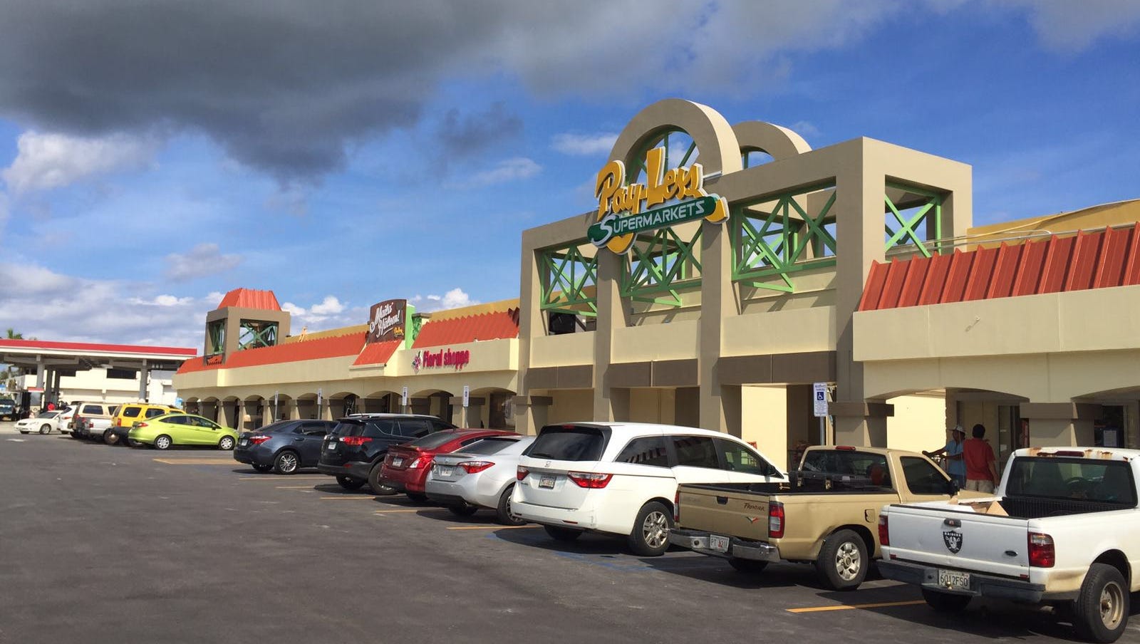 Dededo PayLess reopens after 4M upgrade