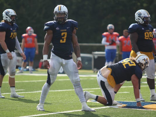 Packers Pass Rush Prospect C J Johnson Looking To Defy Odds
