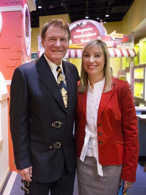 wegmans wegman colleen smithsonian exhibit