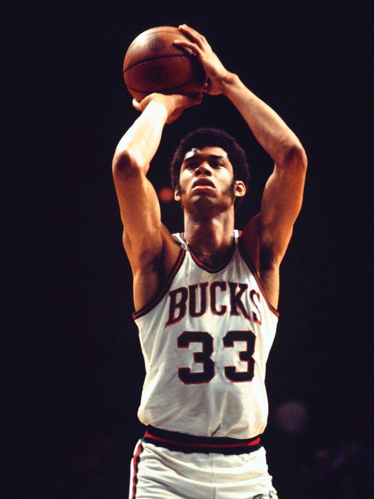 Abdul Jabbar retraces his path to Islam in #39 Becoming Kareem #39