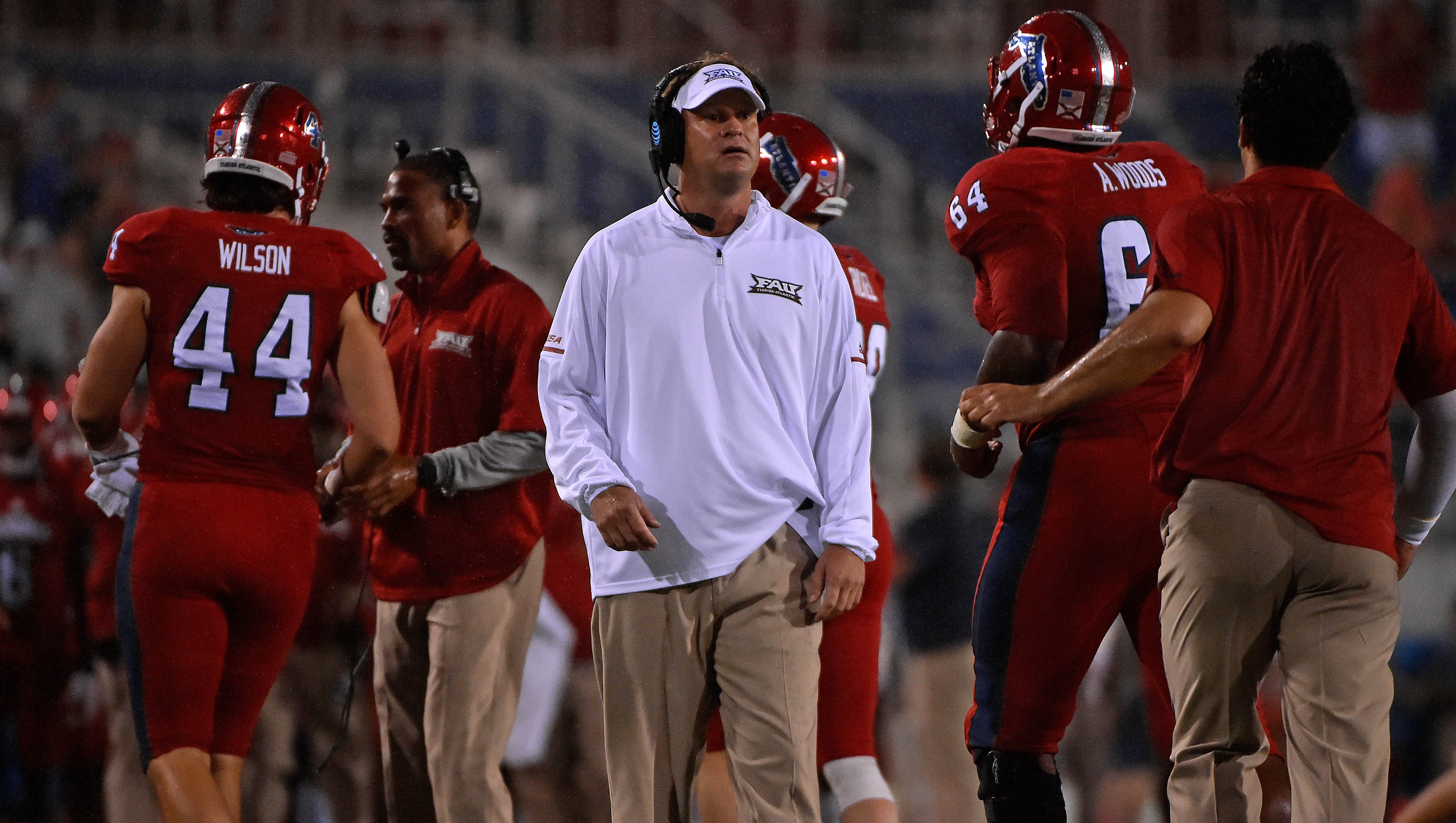 Being Lane Kiffin Irreverent Fun On Twitter Winning Games At Fau