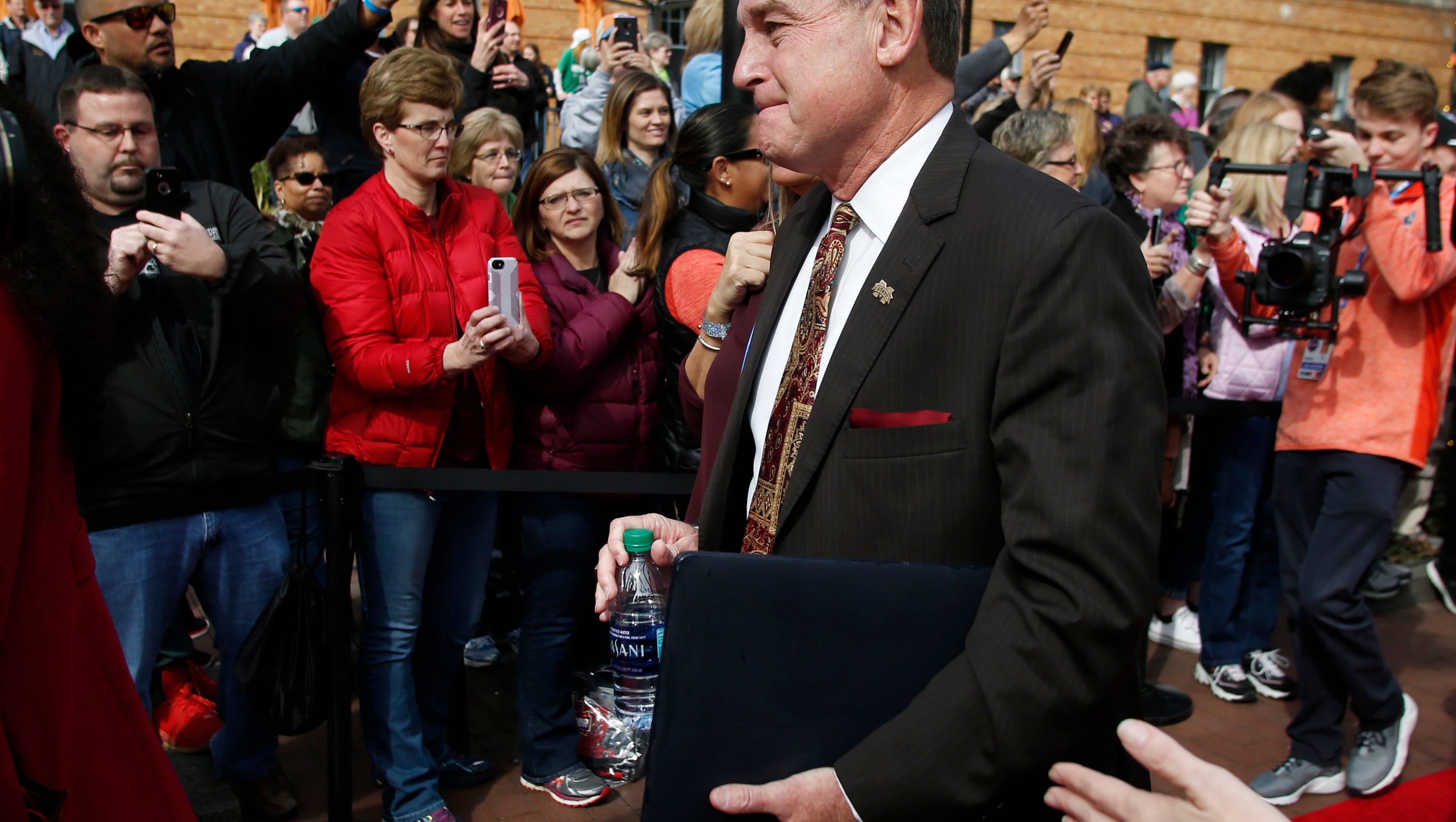 Vic Schaefer Signs Four Year Contract Extension At Mississippi State