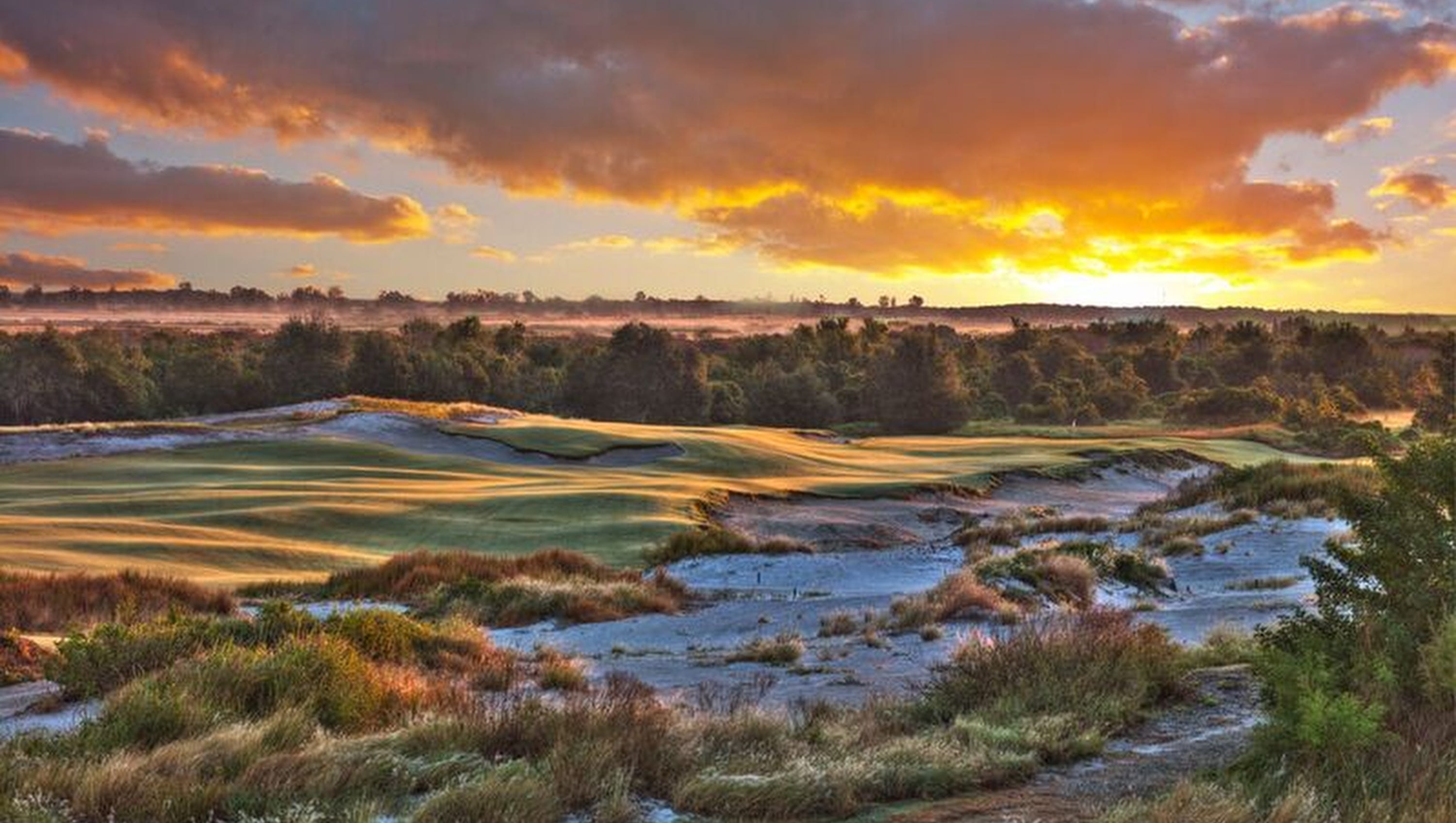 The Red course at Streamsong Golf Resort  plays to a par of 72 and is 7,050 yards.