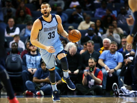 Memphis Grizzlies center Marc Gasol (33) heads down