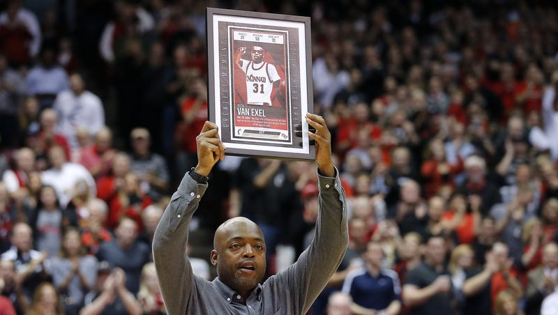 Penny Hardaway Nick Van Exel Reminisce About Memphis Vs Cincinnati Rivalry On The Golf Course