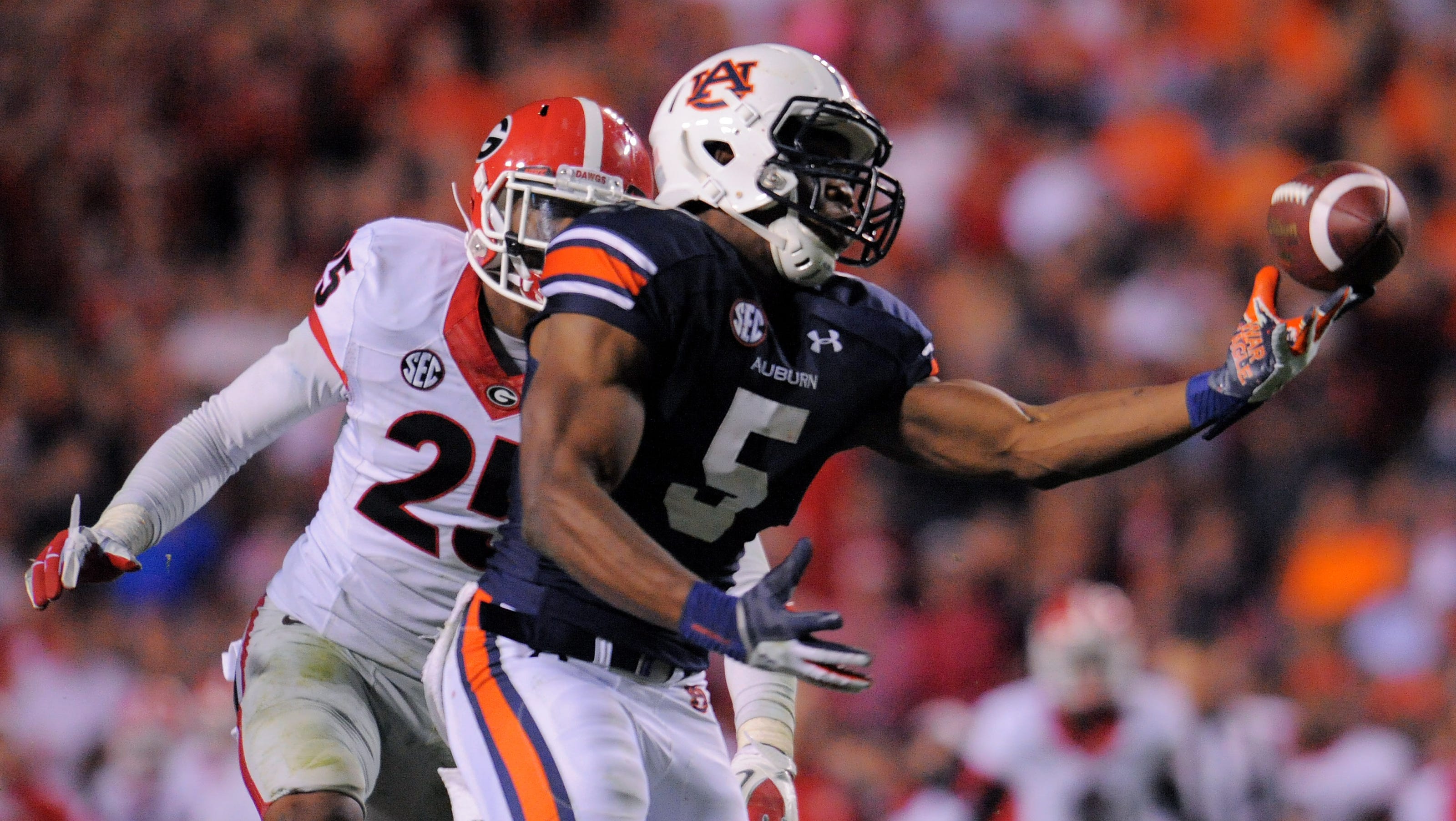 Auburn defeats on miracle play 4338